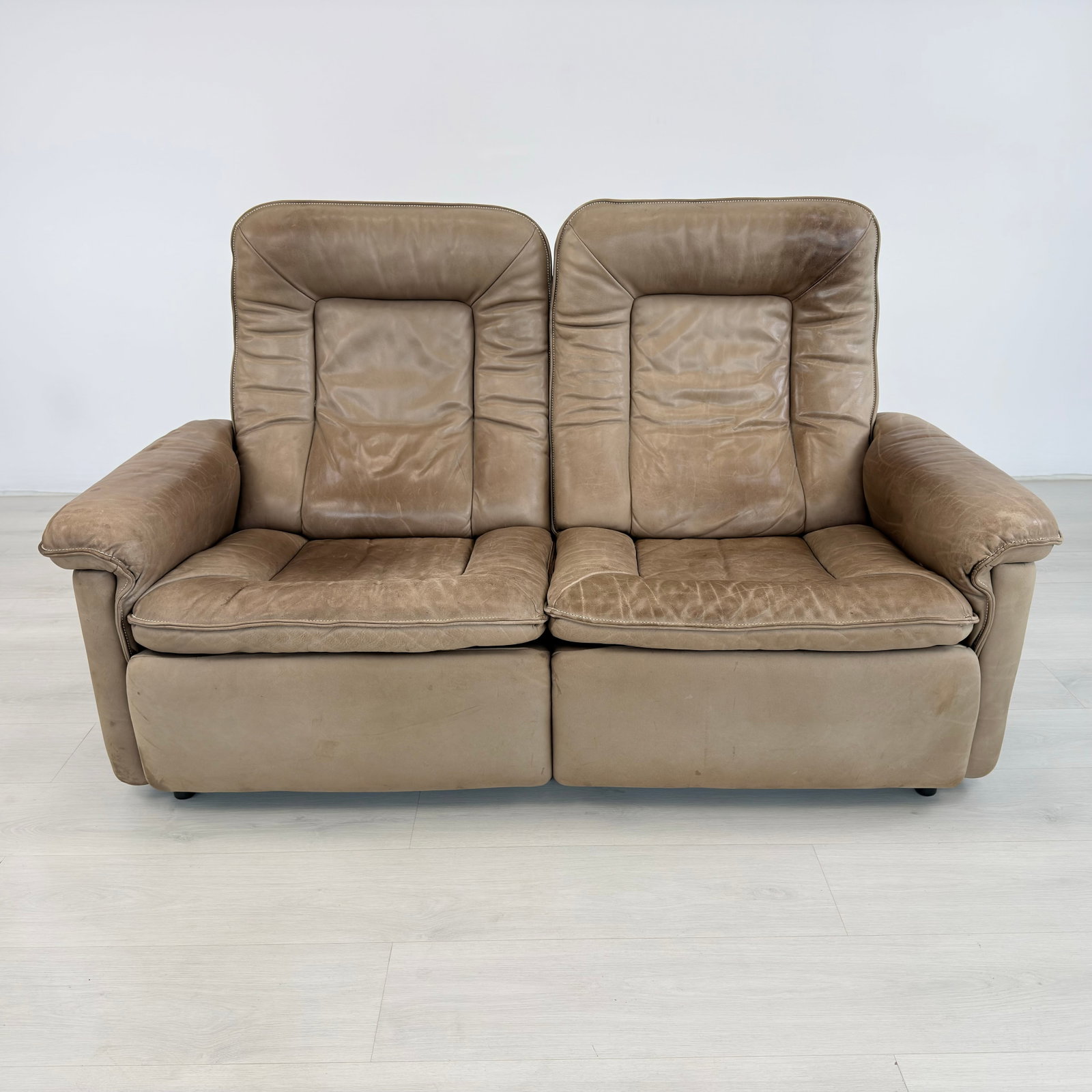 DE SEDE LEATHER SOFA - 3
