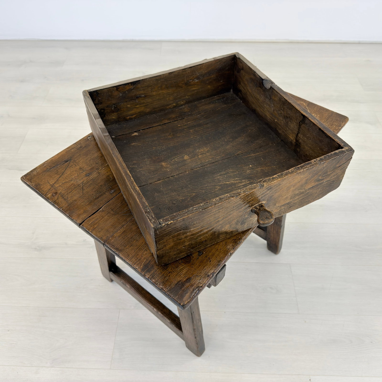 ANTIQUE 17C SPANISH SIDE TABLE - 7