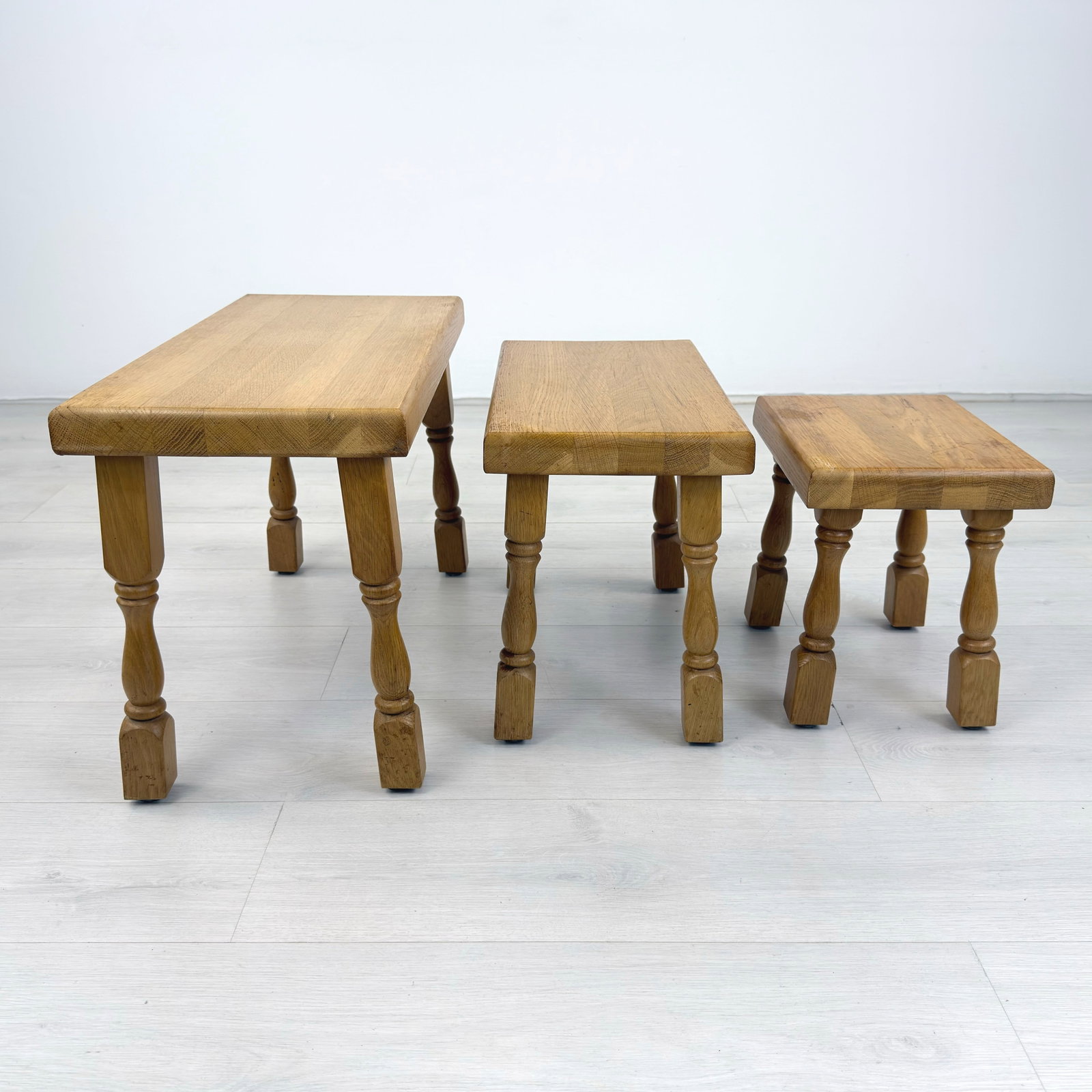 (3) NESTING TABLES MANNER KJAERNULFF - 2
