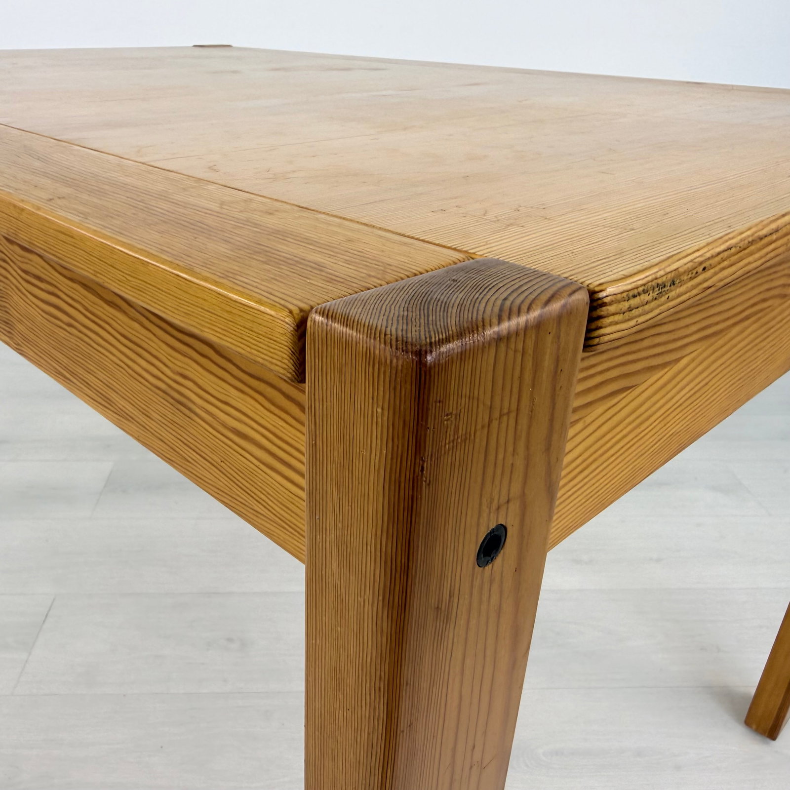 SCANDINAVIAN DINING TABLE - 5