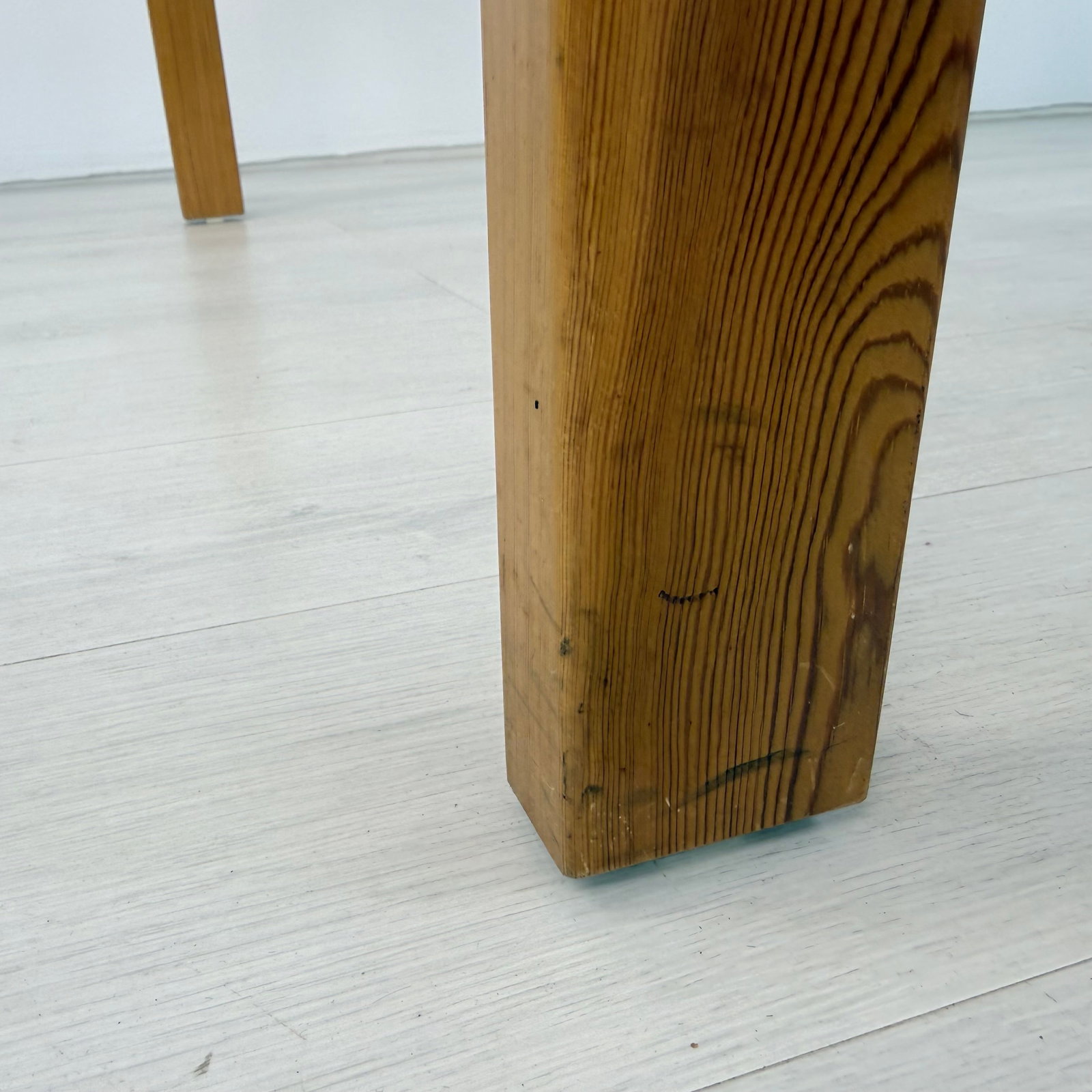 SCANDINAVIAN DINING TABLE - 8