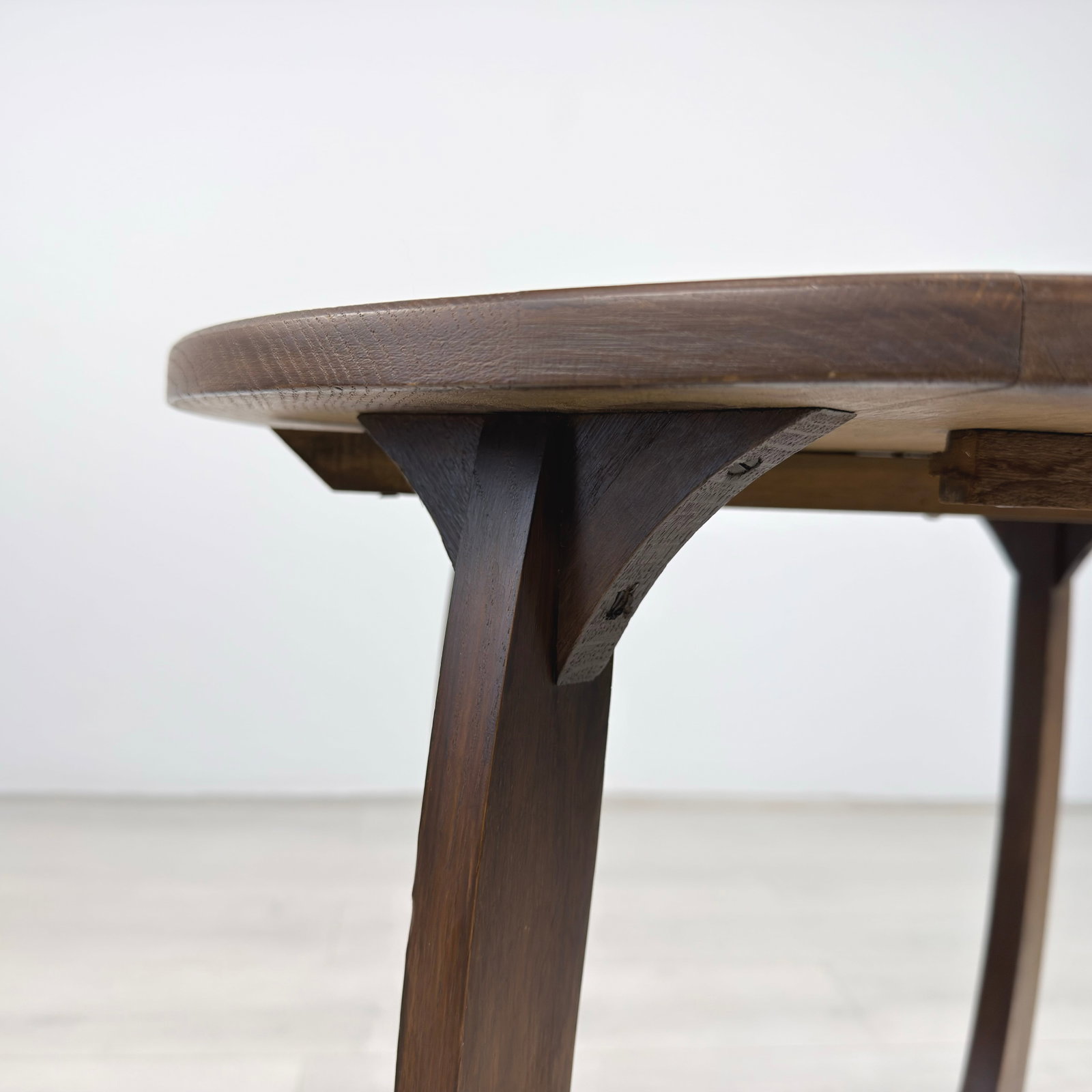 ART DECO SIDE TABLE - 6