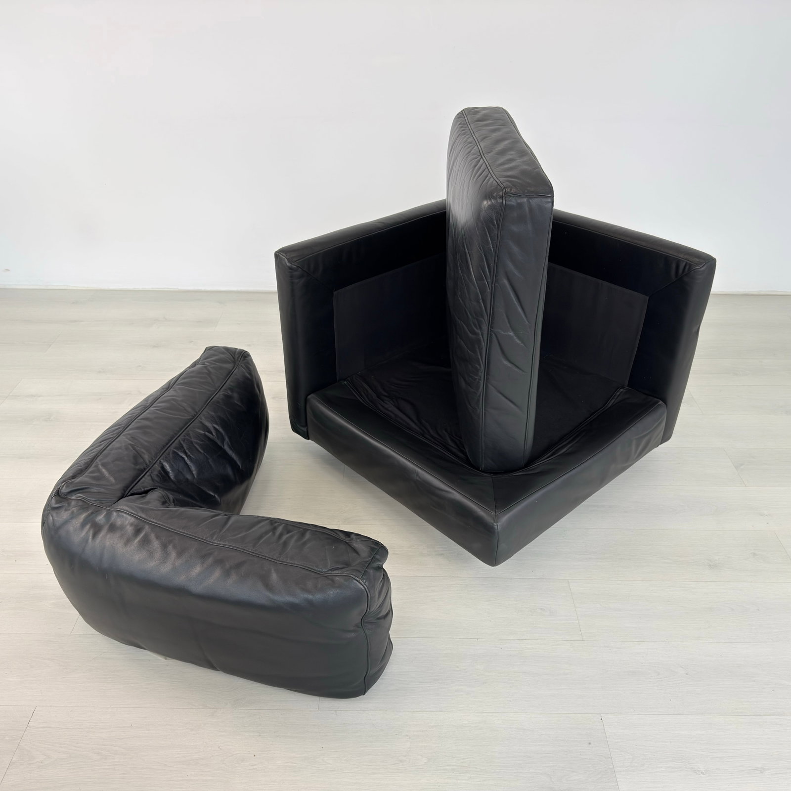 LIGNE ROSET MODULAR SOFA - 11