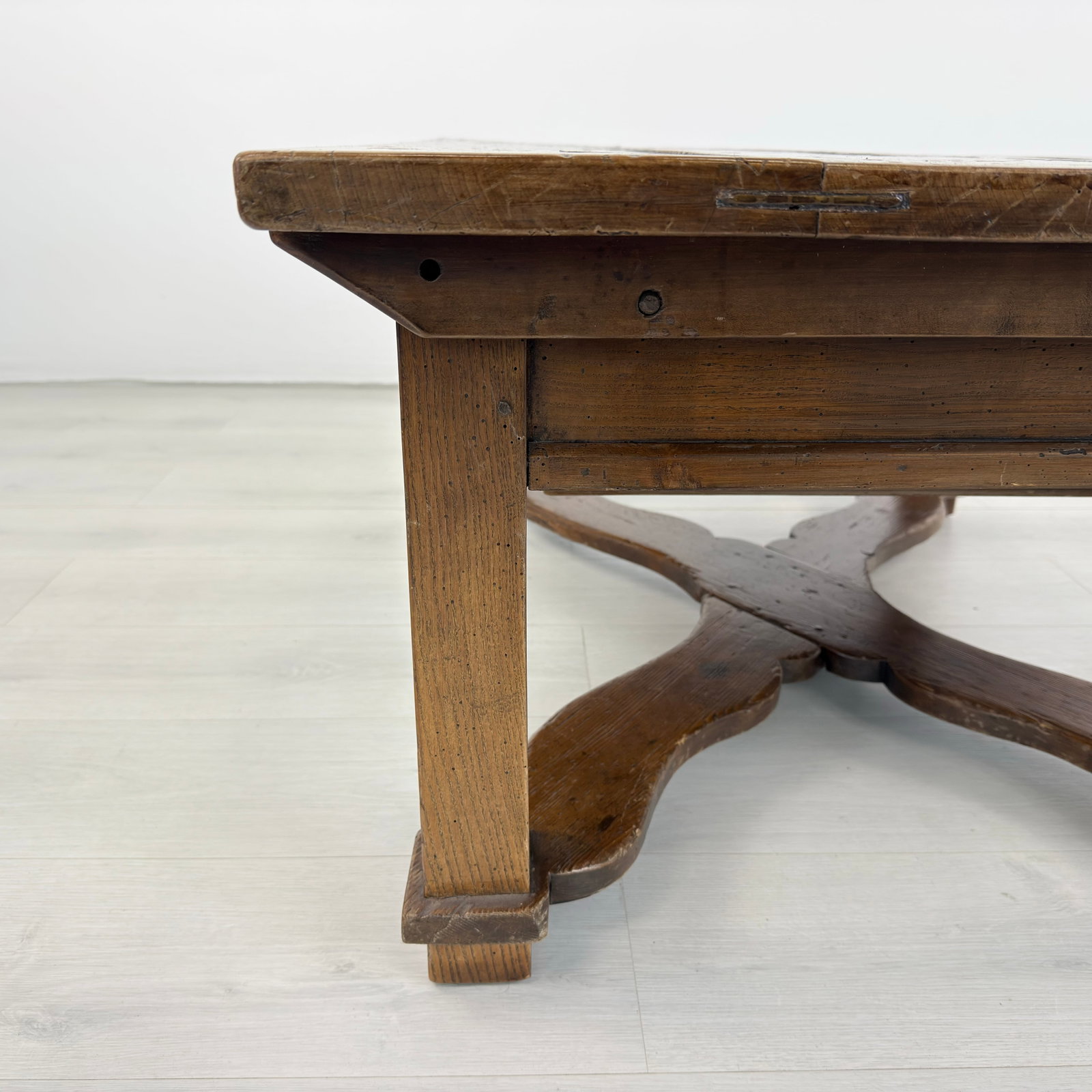 ANTIQUE RUSTIC COFFEE TABLE - 10