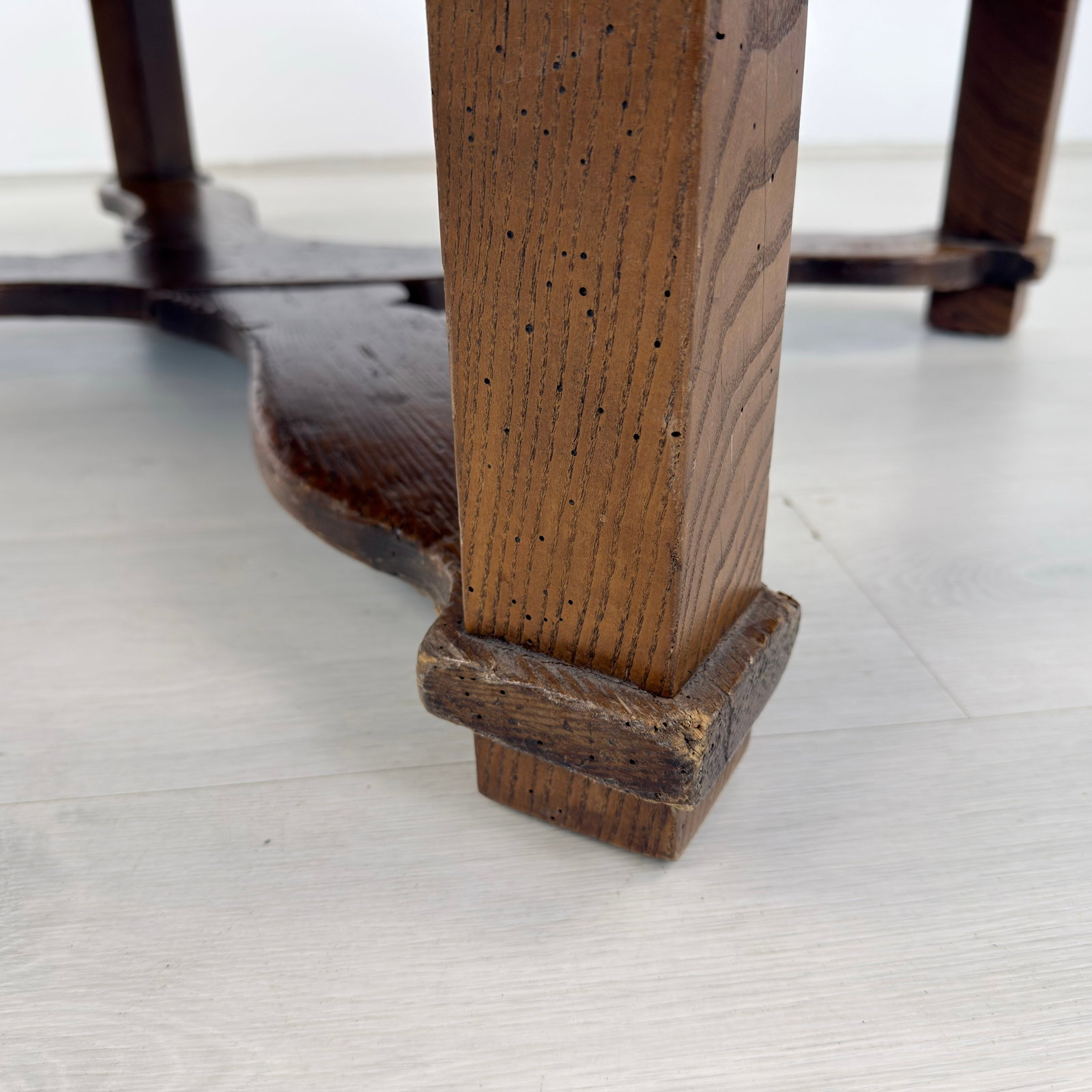 ANTIQUE RUSTIC COFFEE TABLE - 12