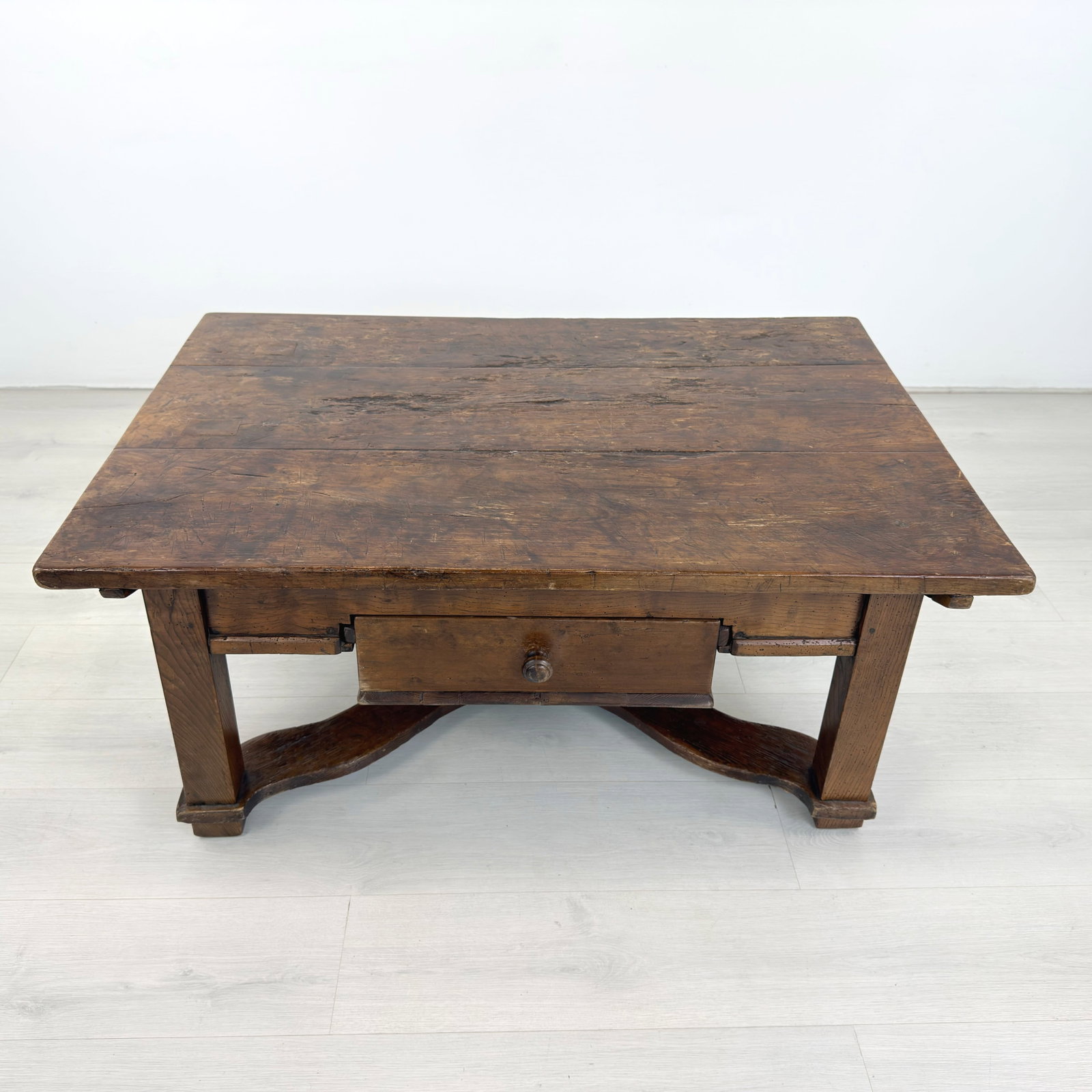 ANTIQUE RUSTIC COFFEE TABLE - 2