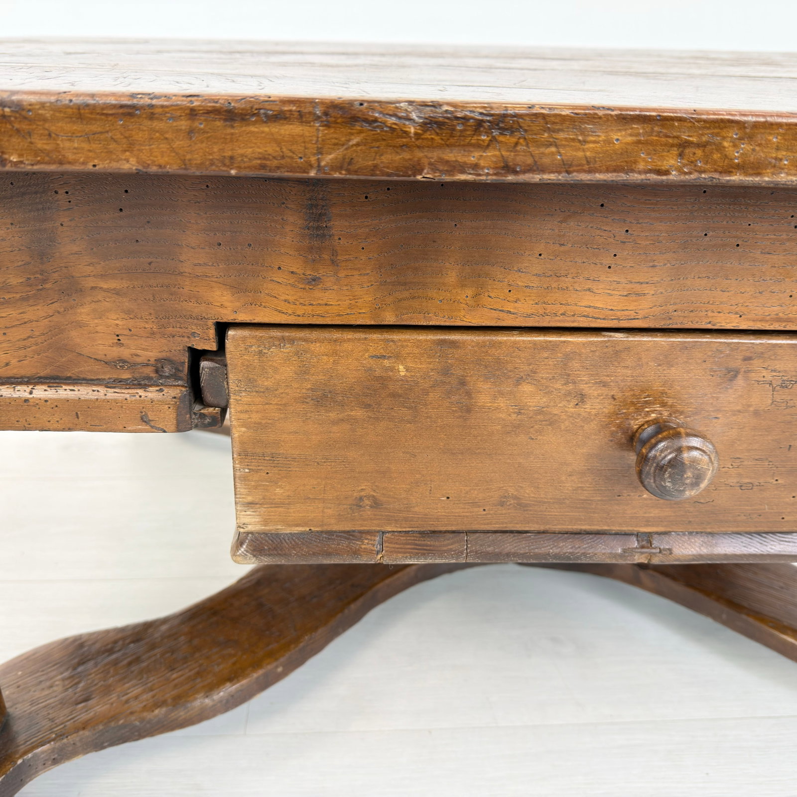 ANTIQUE RUSTIC COFFEE TABLE - 9