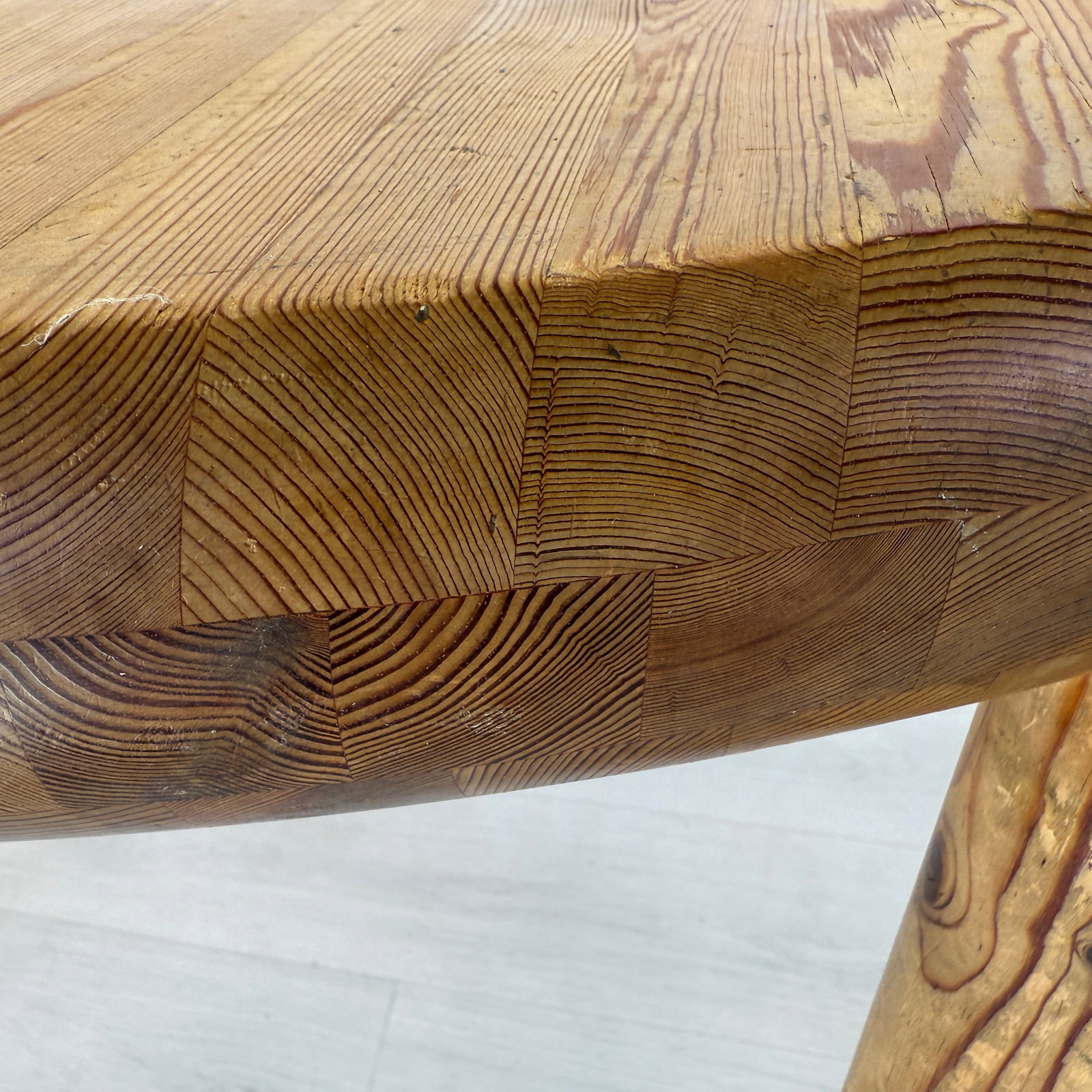 RAINER DAUMILLER EXTENDABLE DINING TABLE - 14