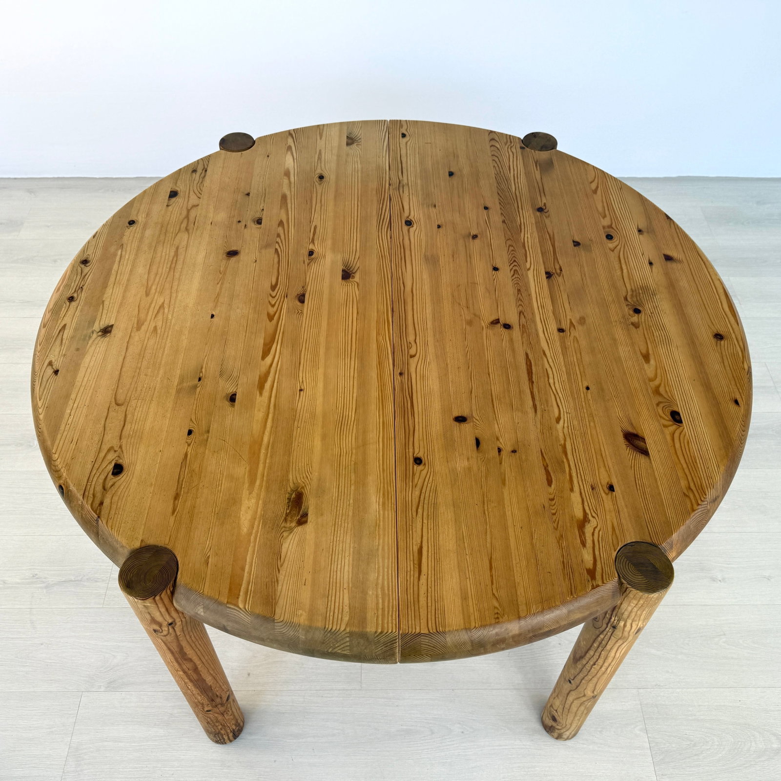 RAINER DAUMILLER EXTENDABLE DINING TABLE - 2