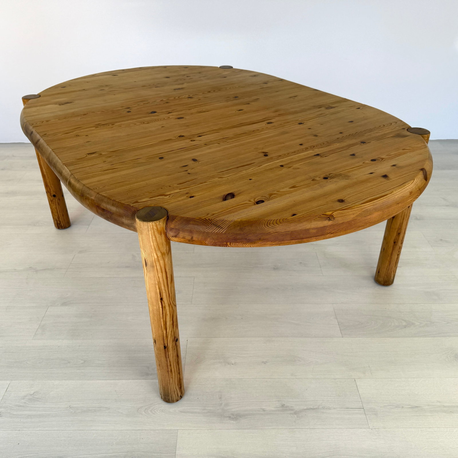 RAINER DAUMILLER EXTENDABLE DINING TABLE - 6