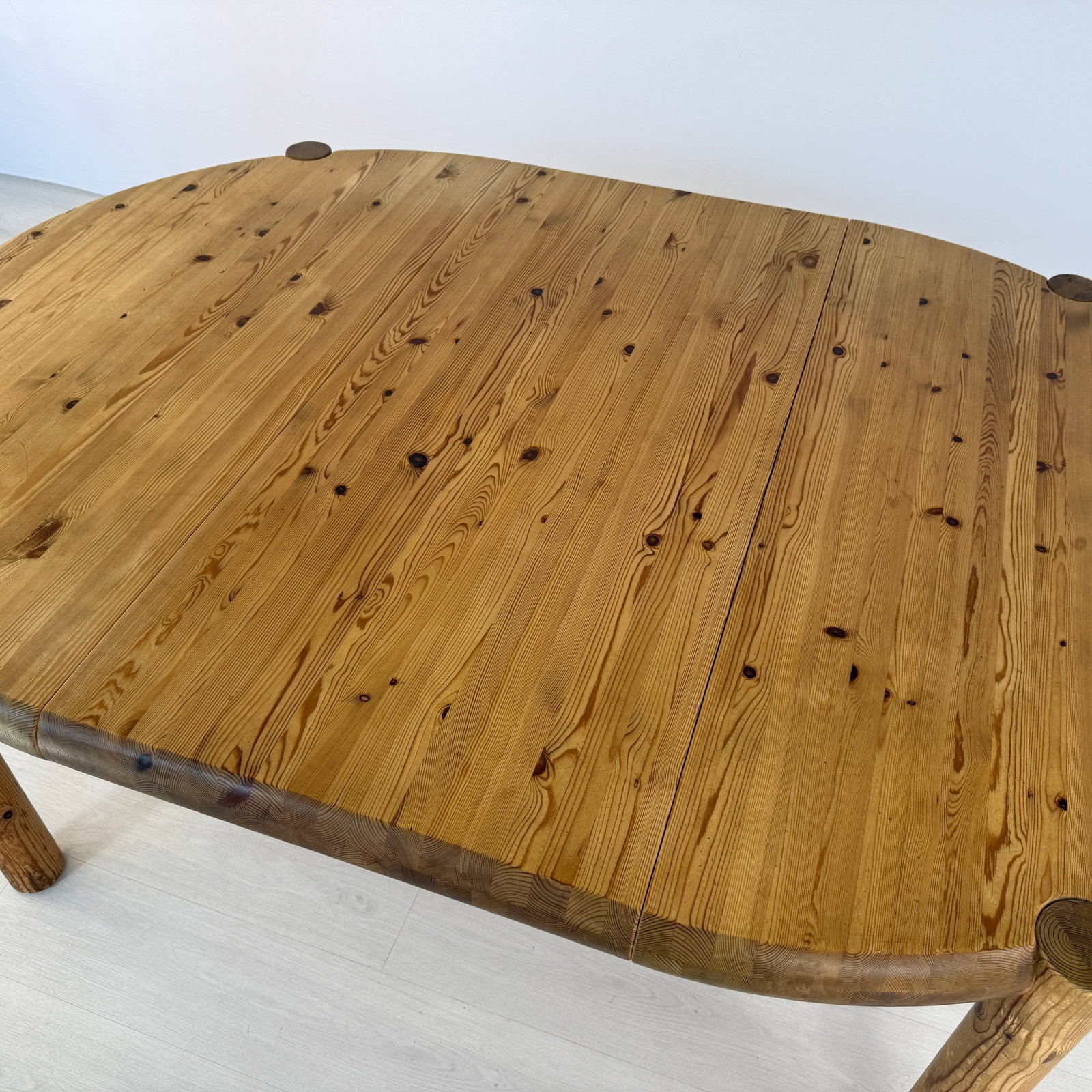 RAINER DAUMILLER EXTENDABLE DINING TABLE - 9