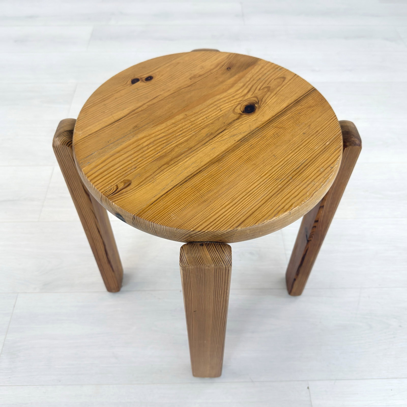 SCANDINAVIAN PINE STOOL - 3