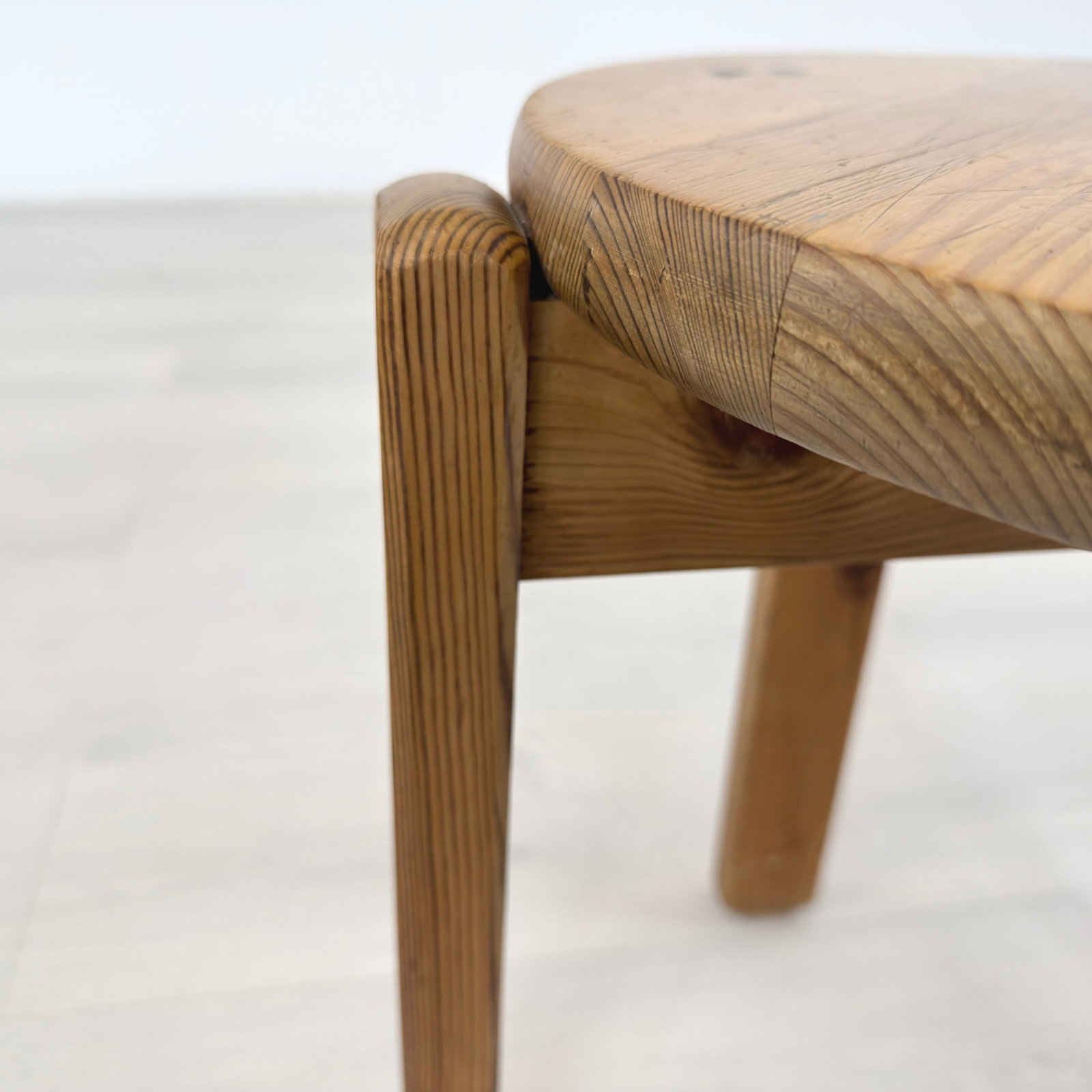 SCANDINAVIAN PINE STOOL - 6