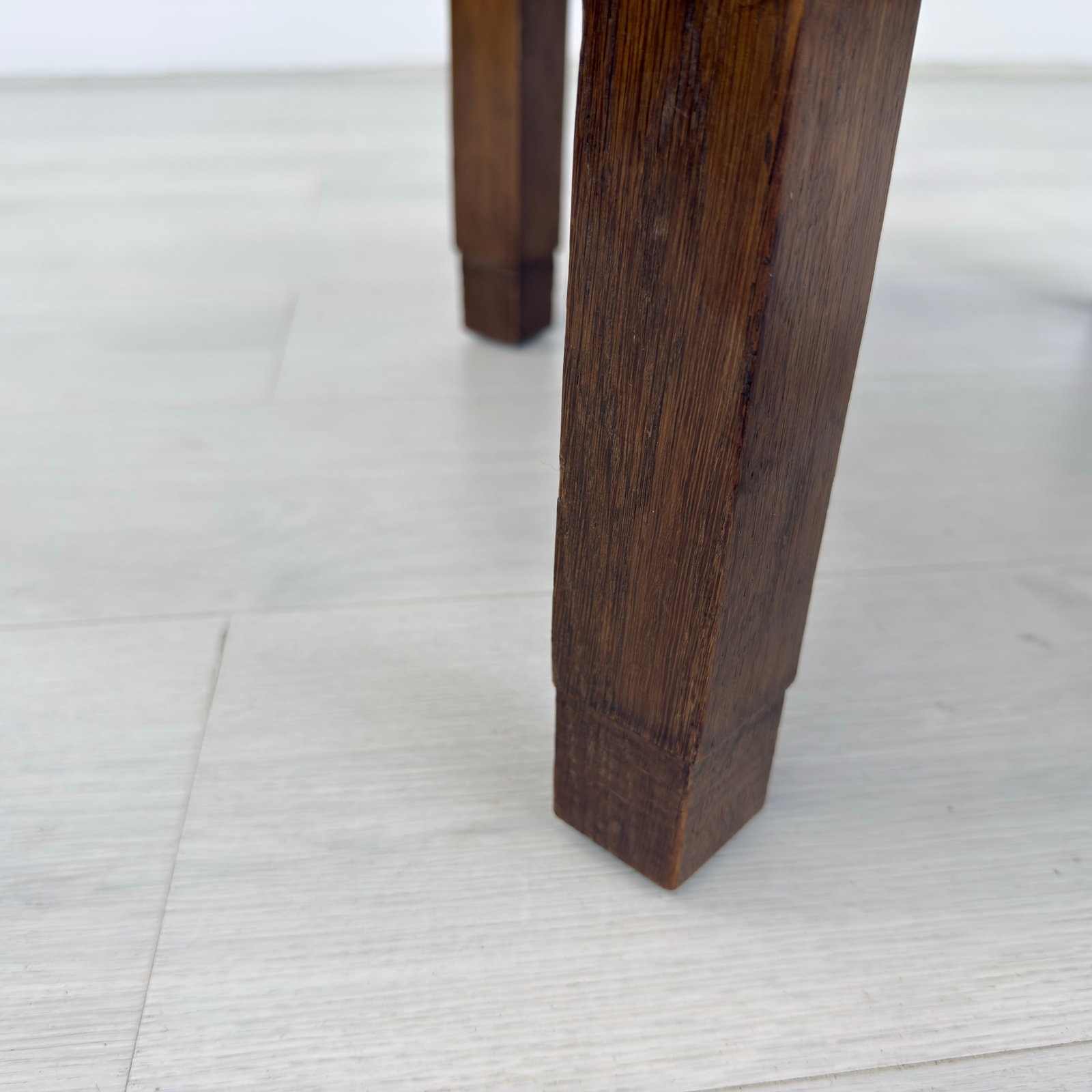 ART DECO SIDE TABLE - 8