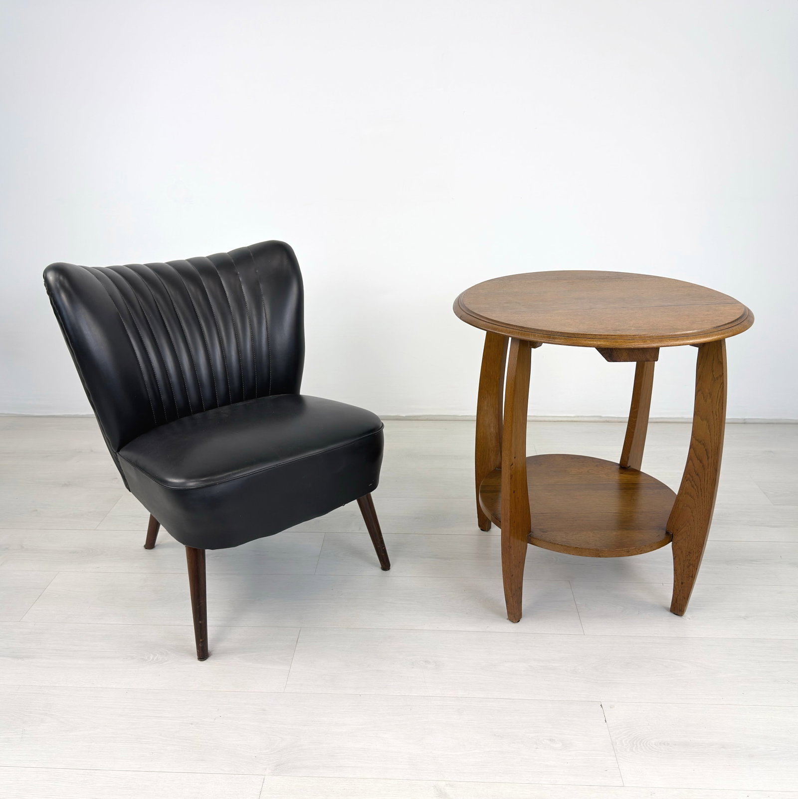 AMSTERDAM SCHOOL SIDE TABLE - 9