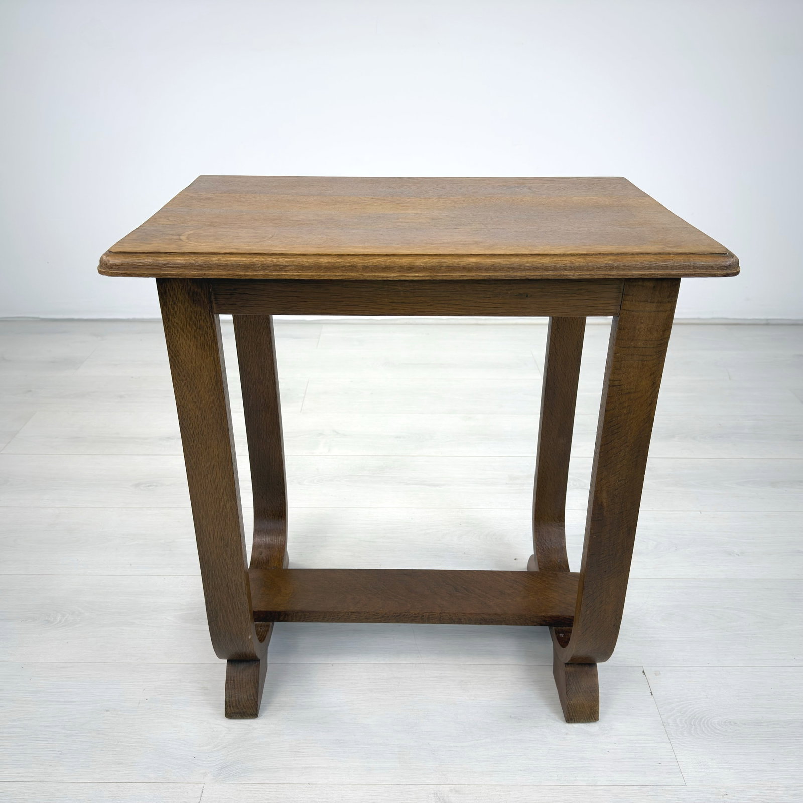 ART DECO SIDE TABLE - 2