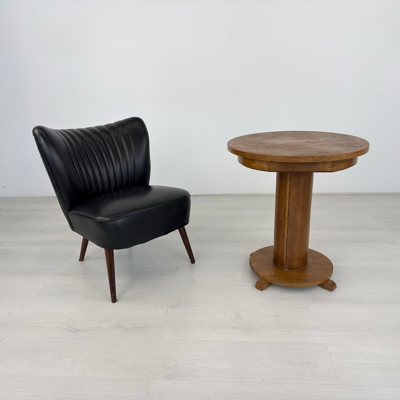 ART DECO SIDE TABLE - 11