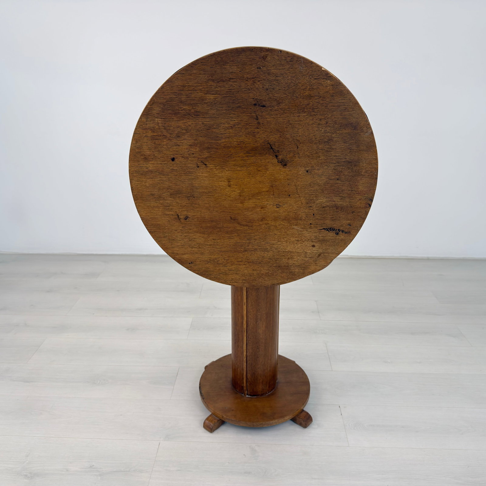 ART DECO SIDE TABLE - 5