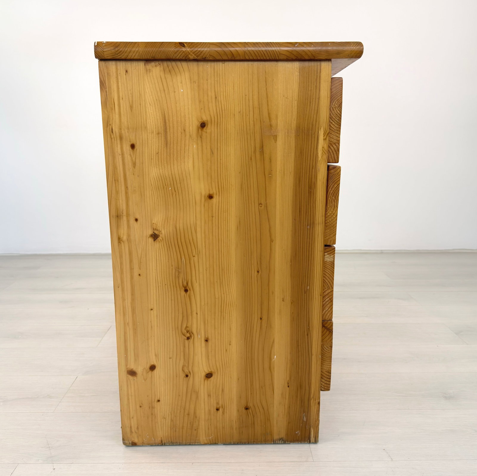 SCANDINAVIAN PINE SIDEBOARD - 6