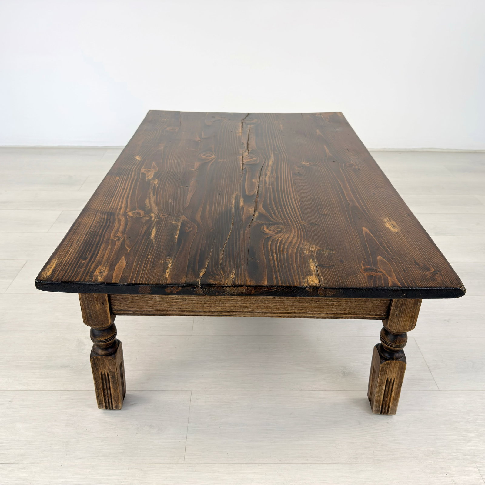 VINTAGE COFFEE TABLE - 5