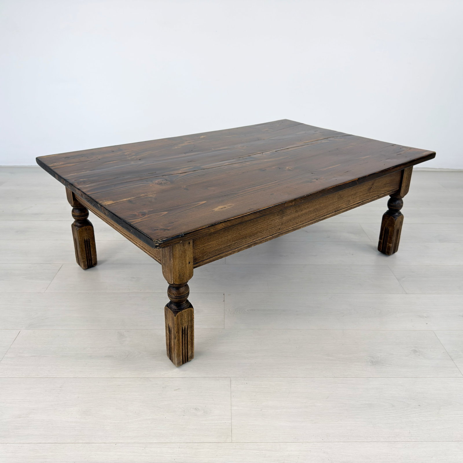 VINTAGE COFFEE TABLE - 7