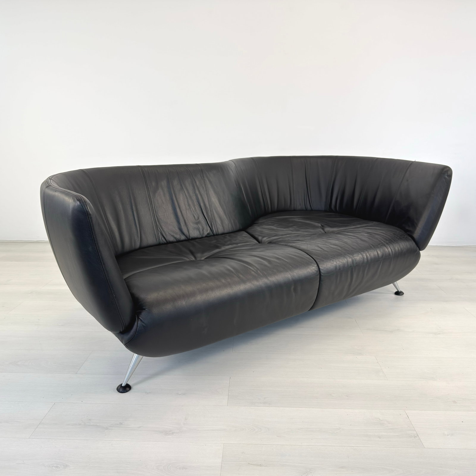 DE SEDE DS-102 SHELL SOFA - 2