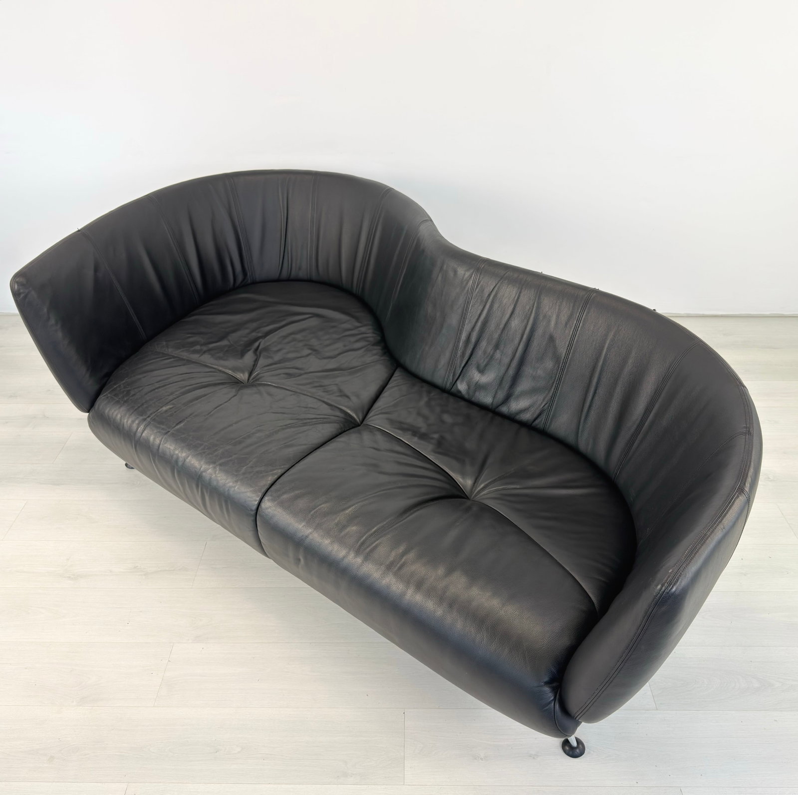 DE SEDE DS-102 SHELL SOFA - 6