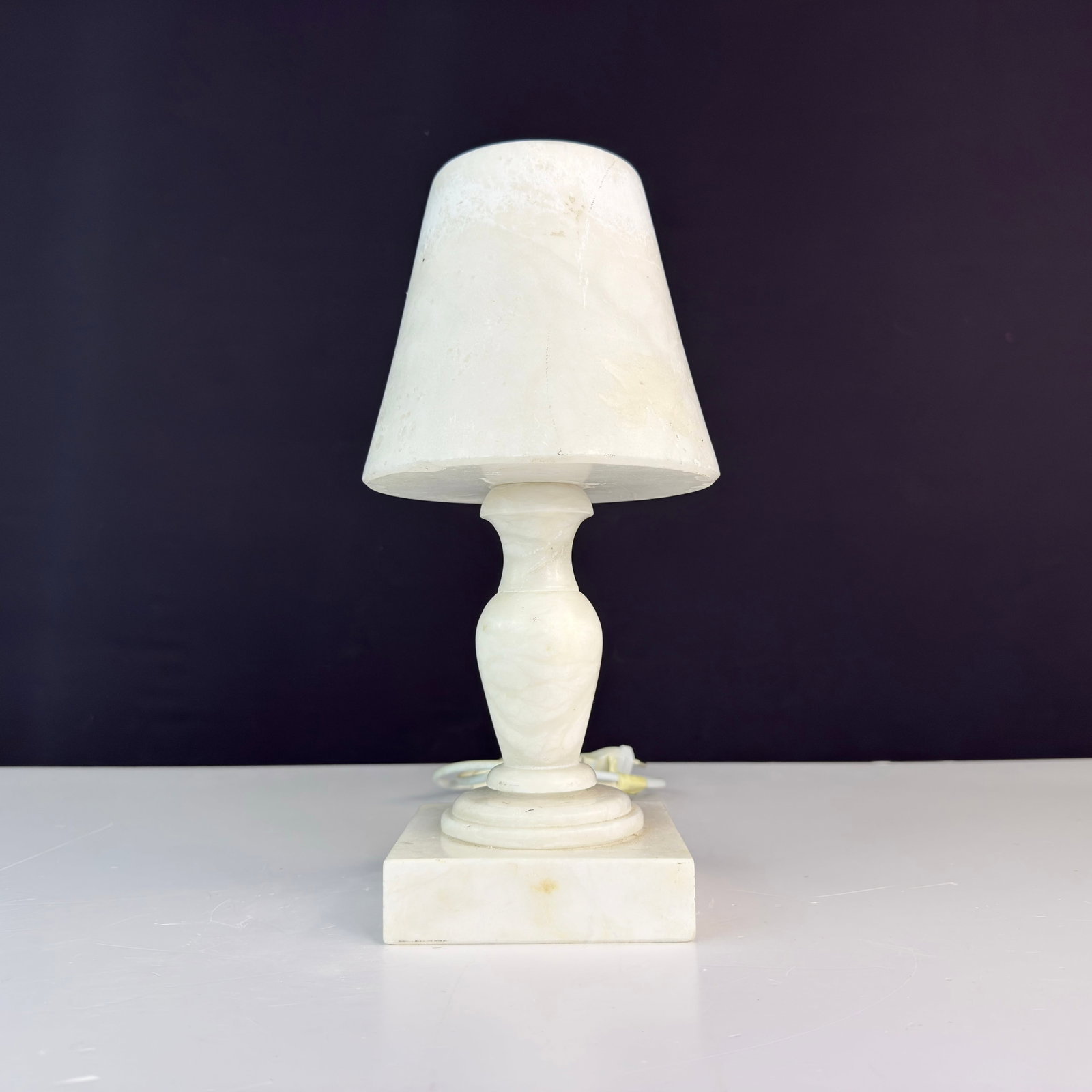 ALABASTER TABLE LAMP - 2