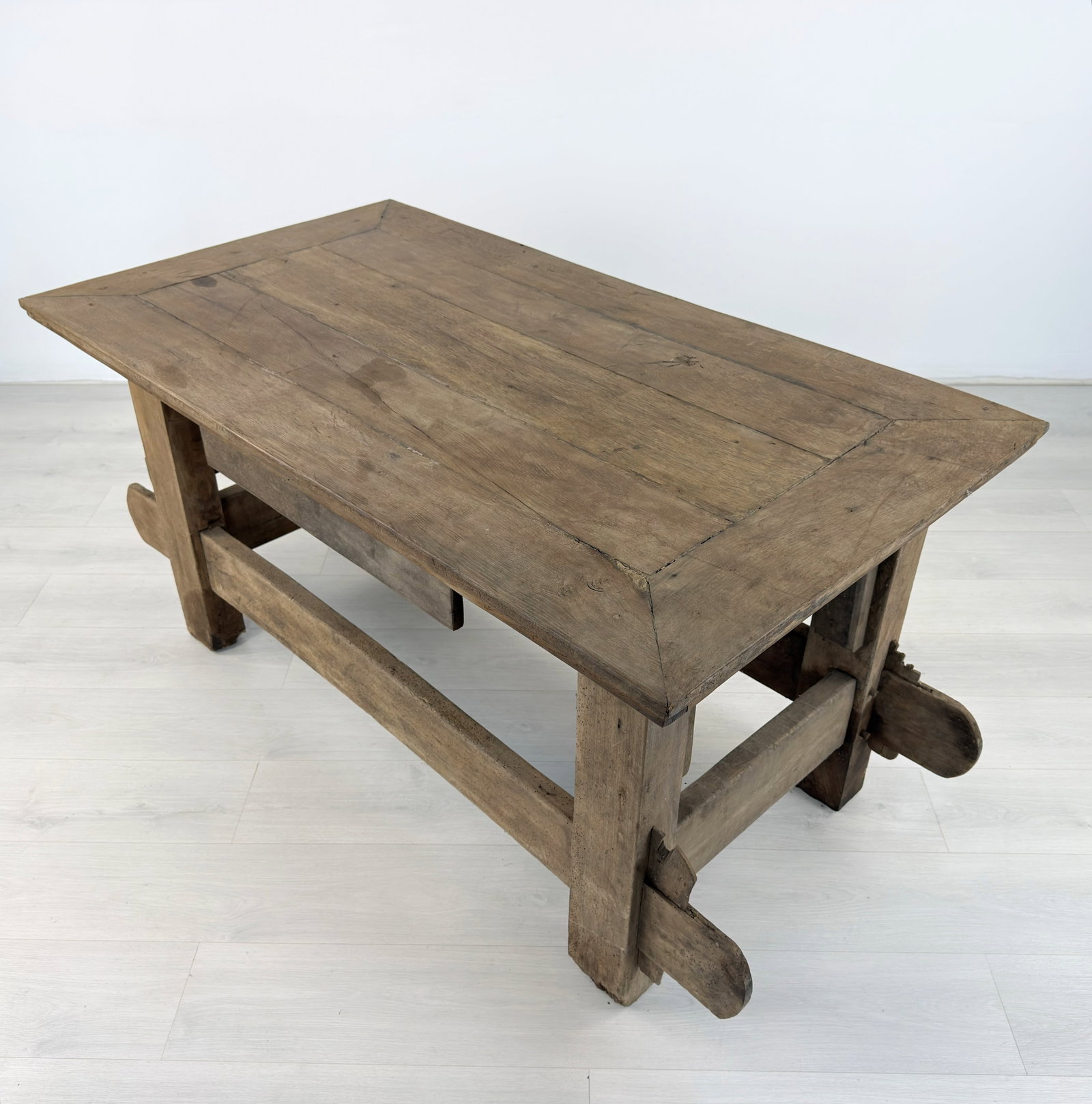 ANTIQUE RUSTIC EXTENDABLE DINING TABLE - 3