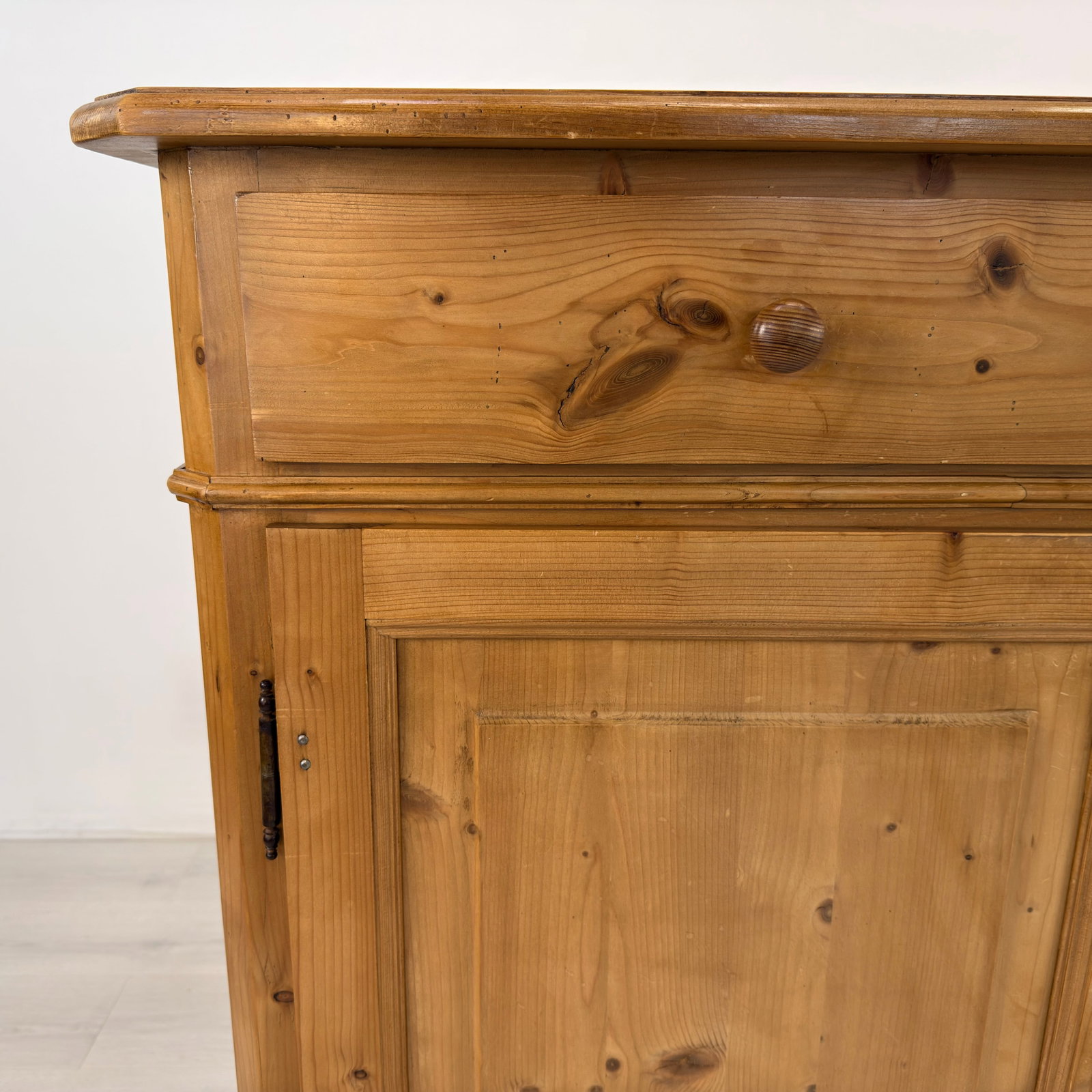 VINTAGE PINE SIDEBOARD - 13