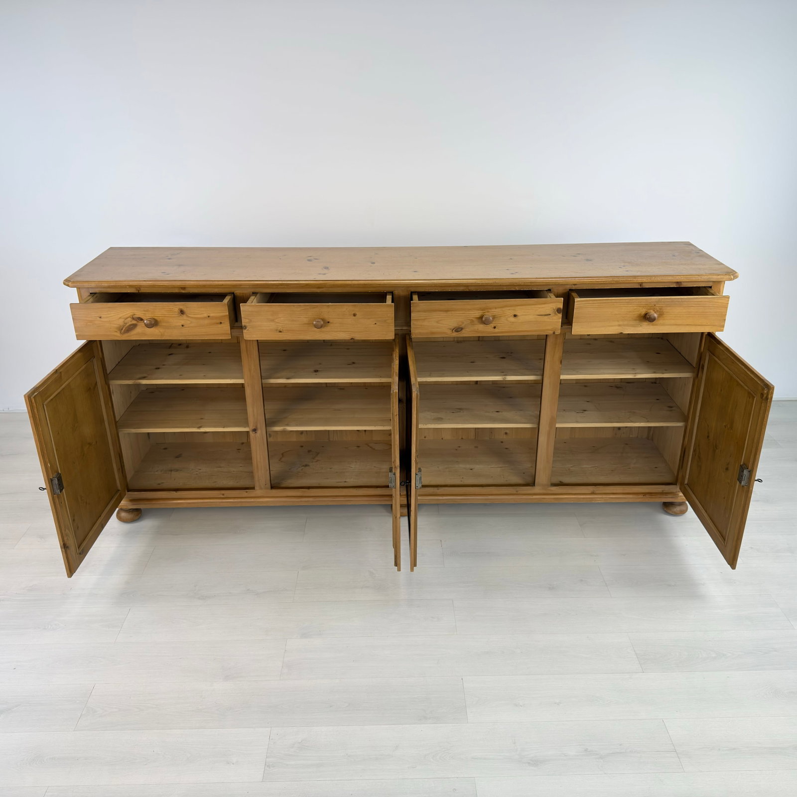 VINTAGE PINE SIDEBOARD - 4
