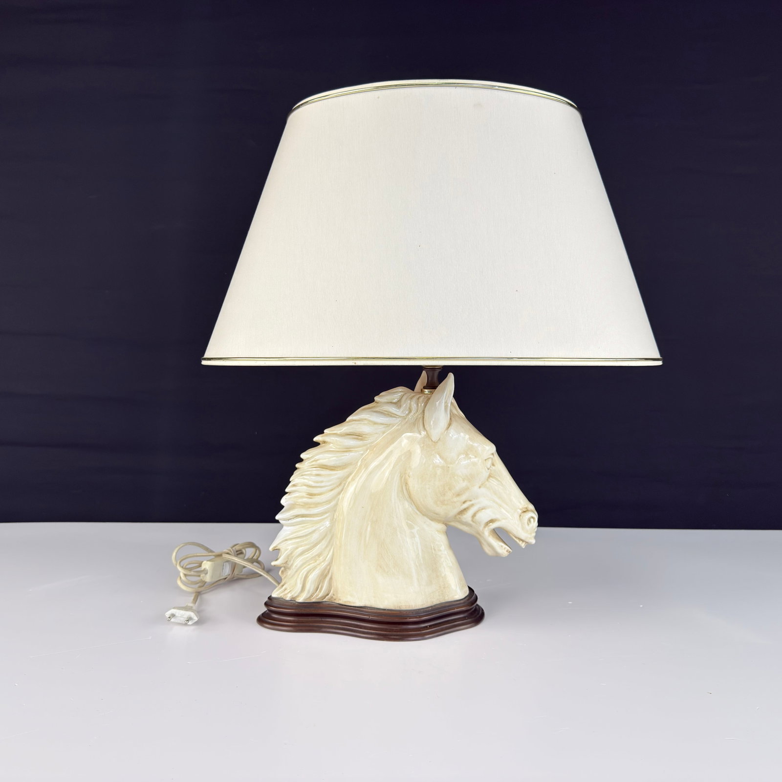 HORSE HEAD TABLE LAMP - 4