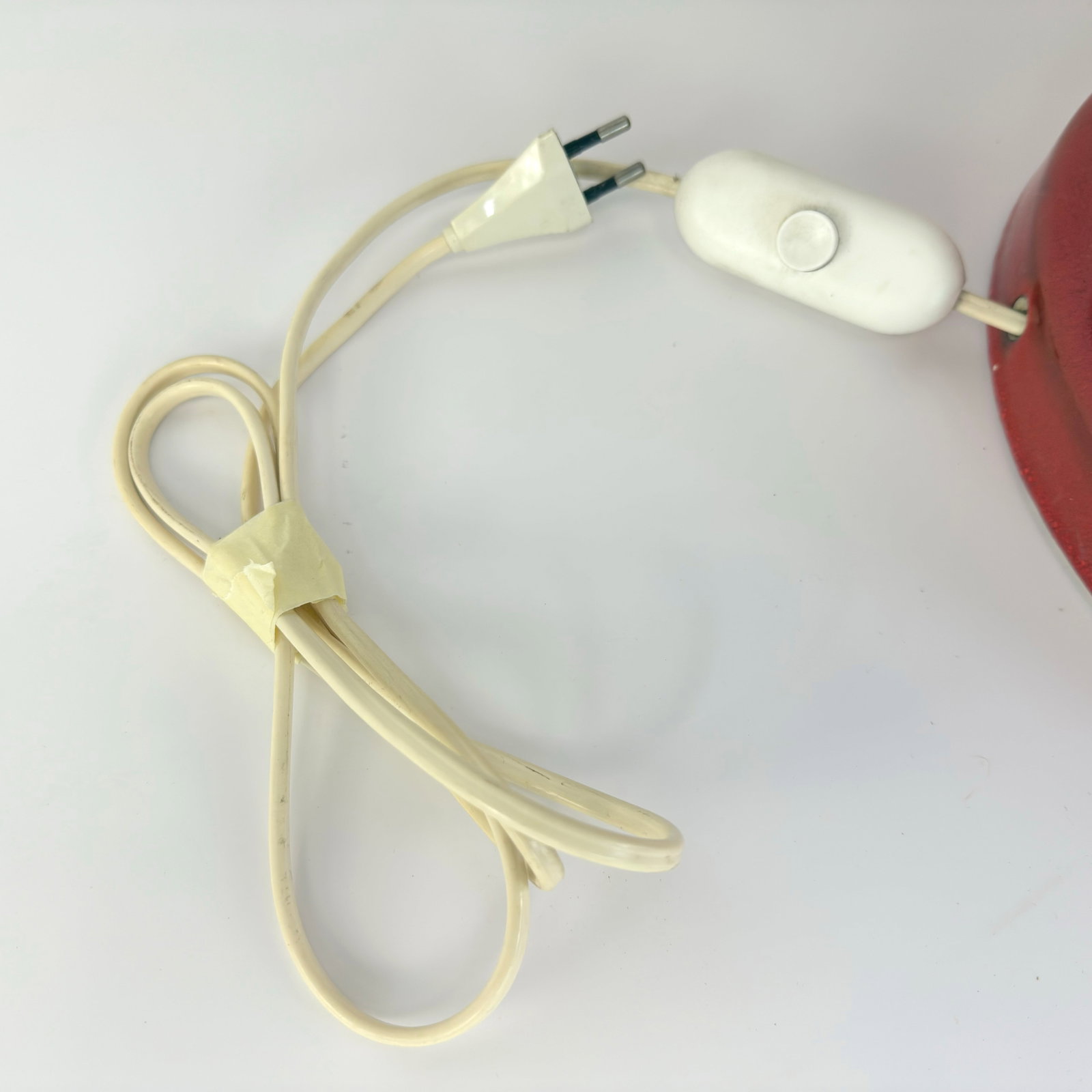VINTAGE CERAMIC TABLE LAMP - 9