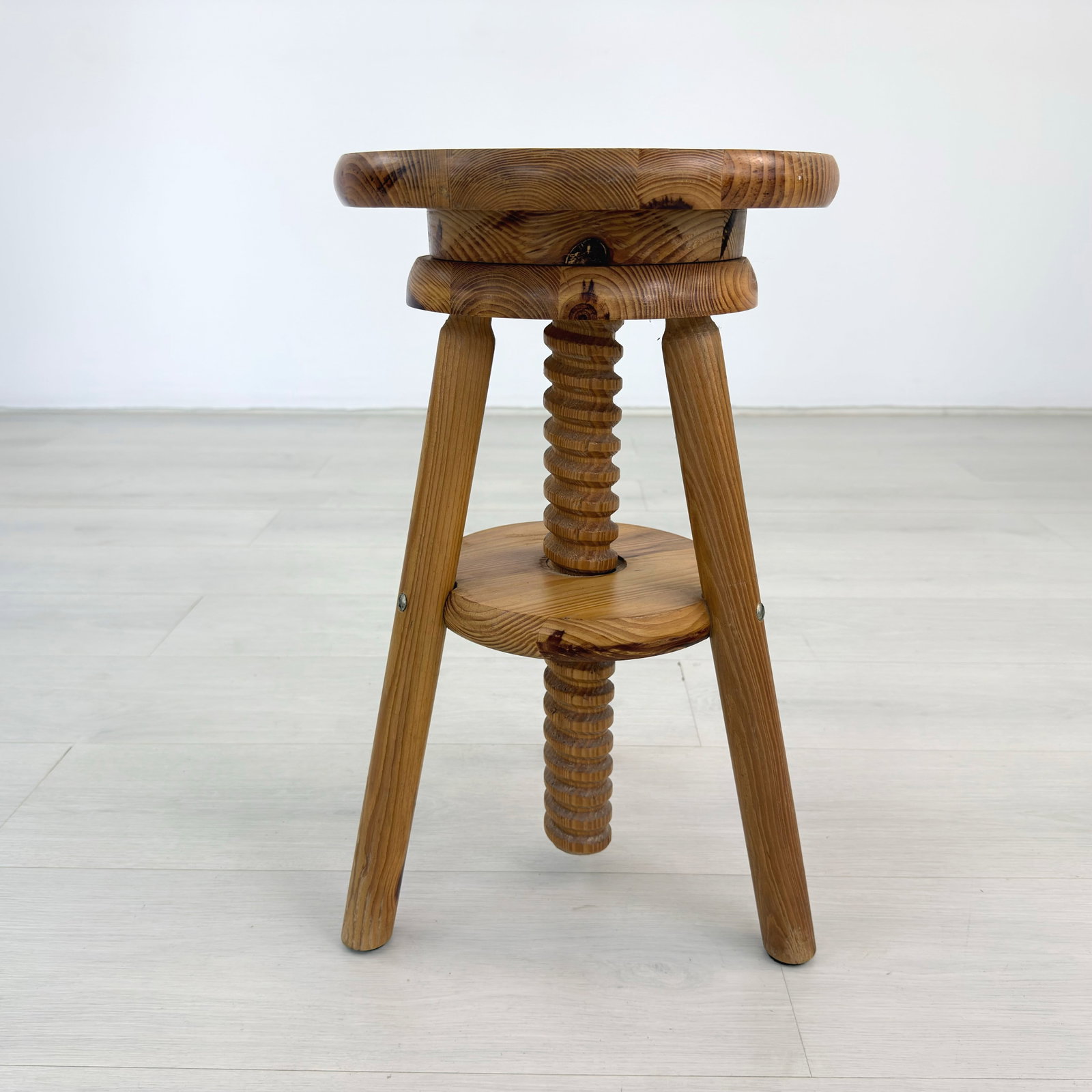SCANDINAVIAN ARCHITECT PINE STOOL - 2