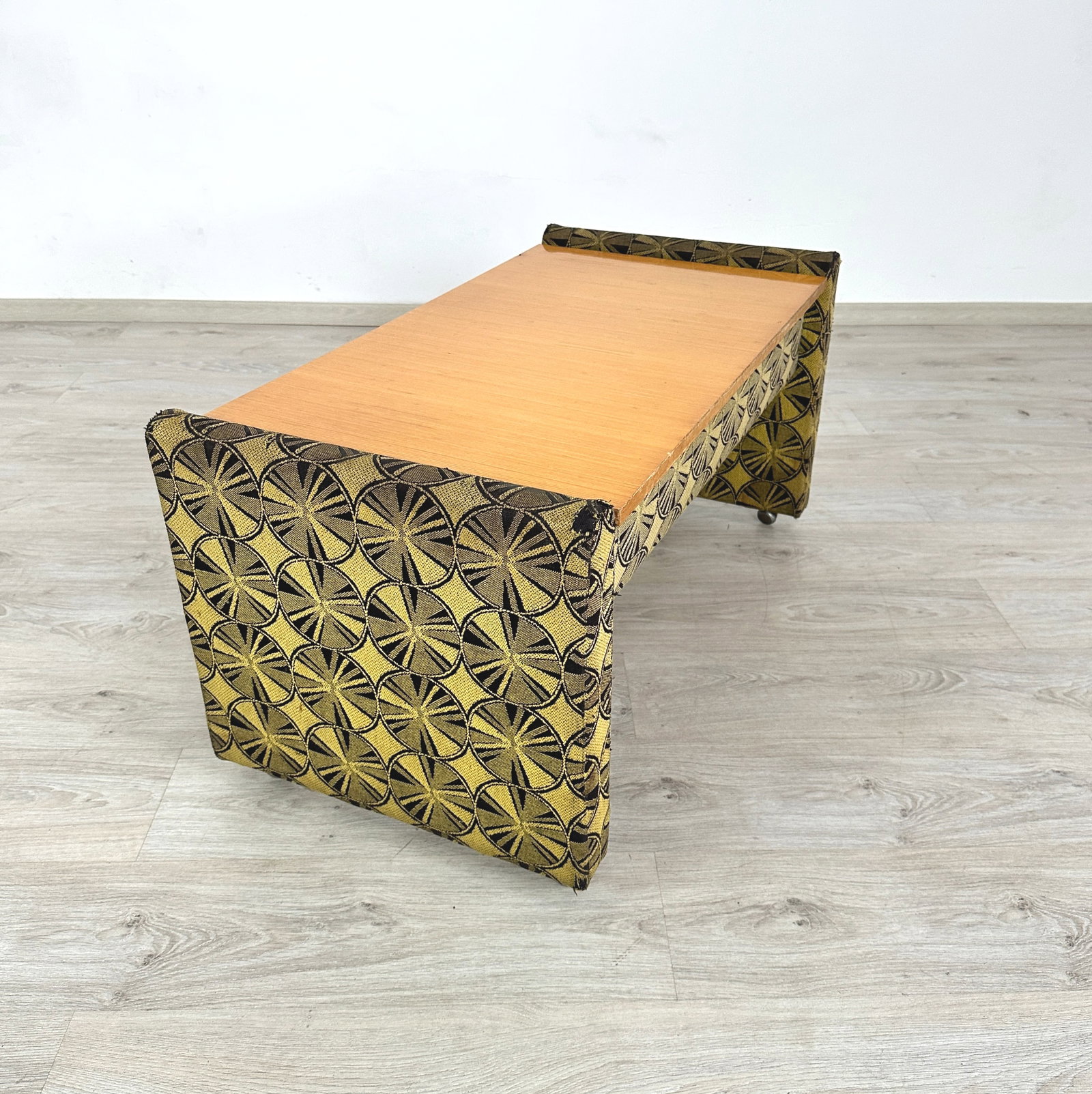 VINTAGE CONSOLE TABLE - 5