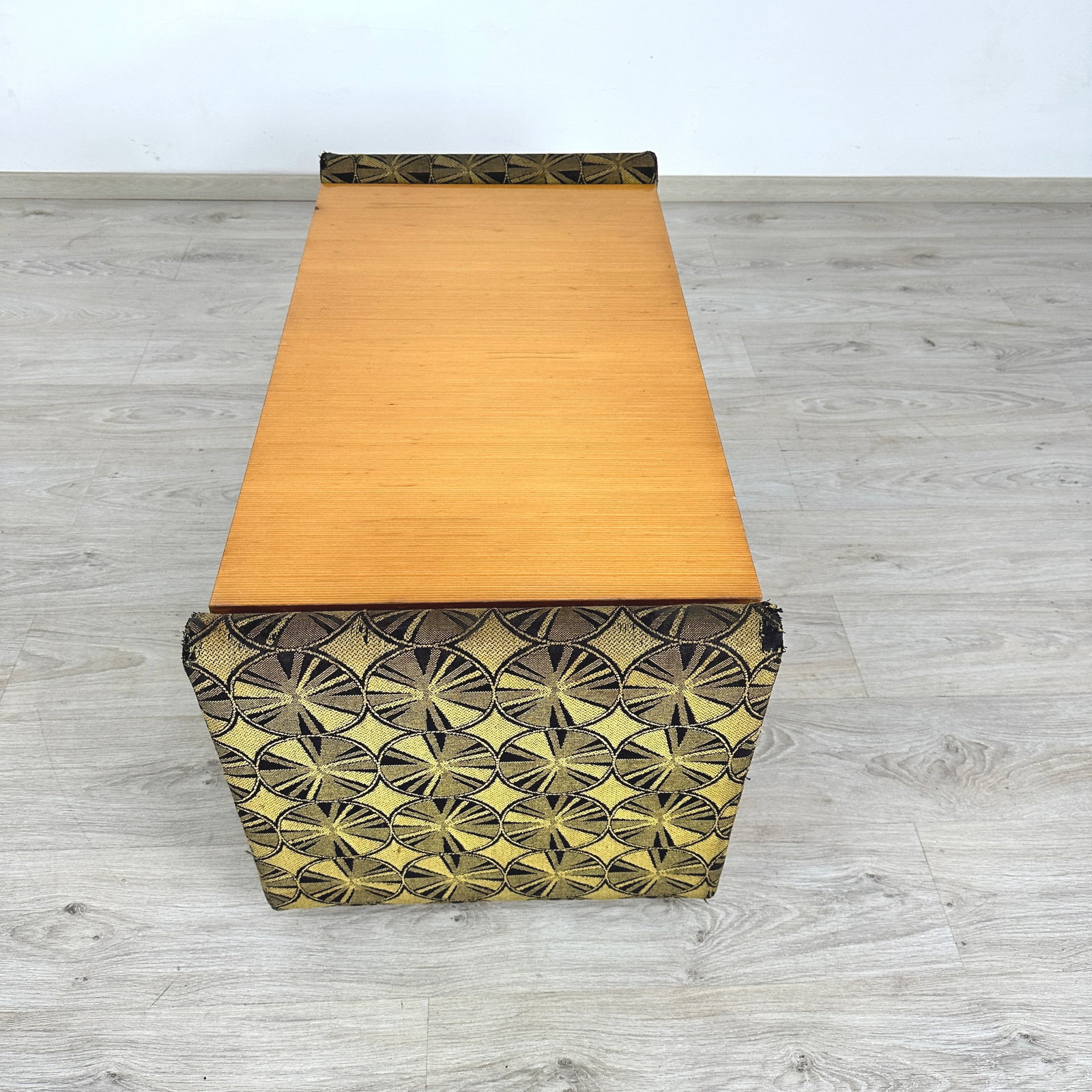 VINTAGE CONSOLE TABLE - 6