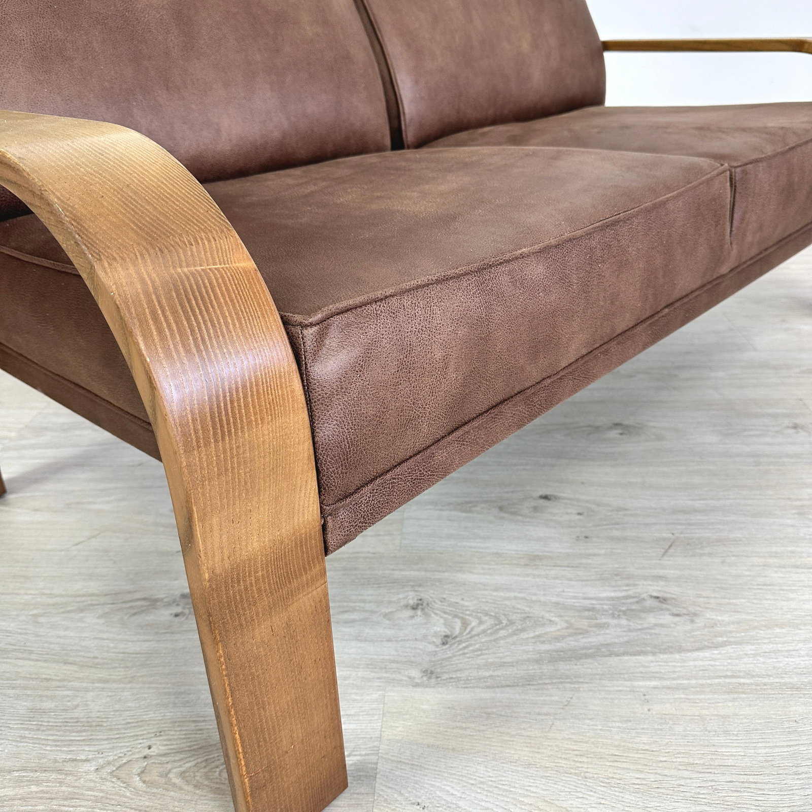 WALTER KNOLL TWO-SEATER SOFA - 8