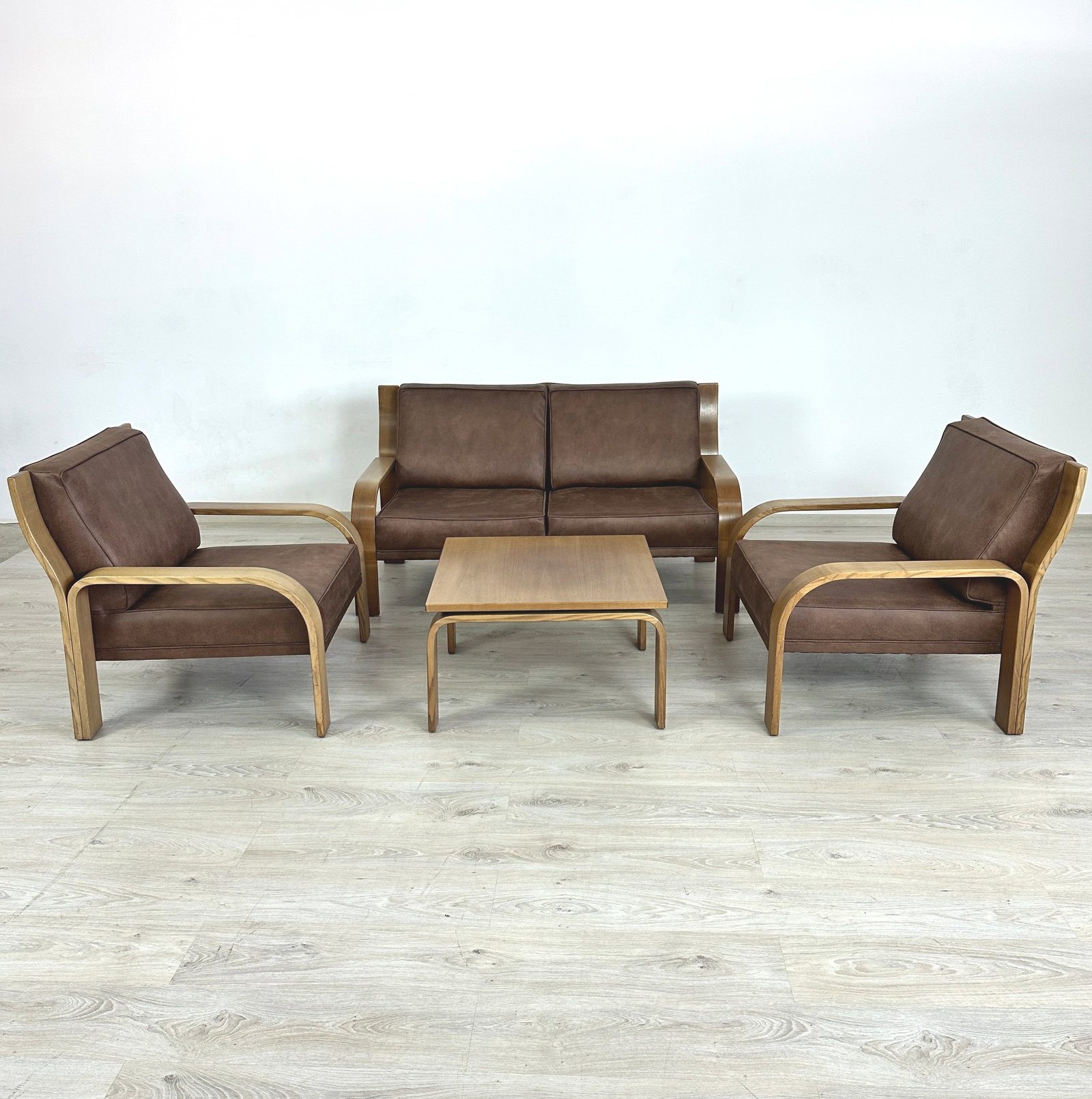 WALTER KNOLL TWO-SEATER SOFA - 9