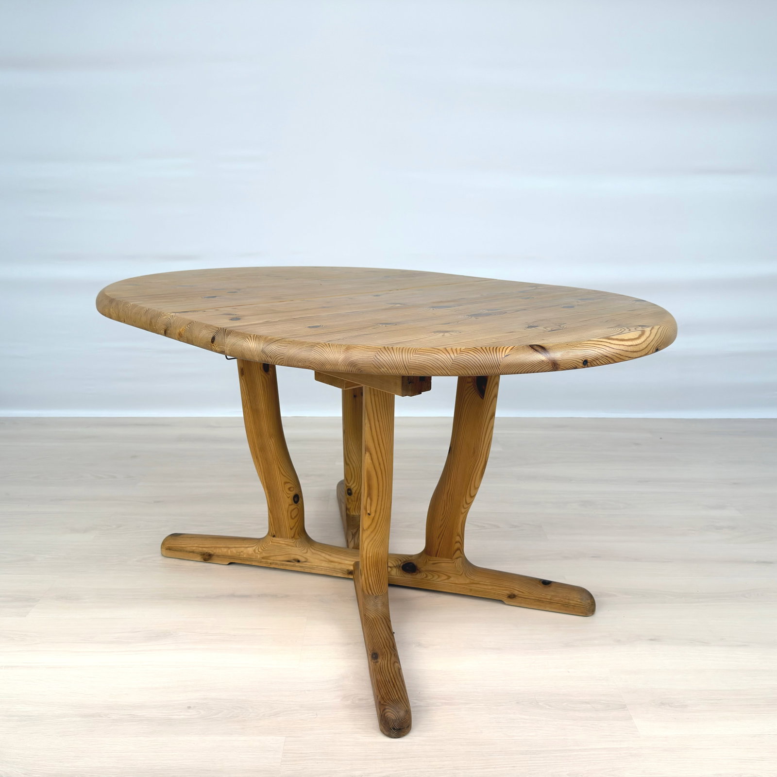 SCANDINAVIAN EXTENDABLE PINE DINING 1970S - 4