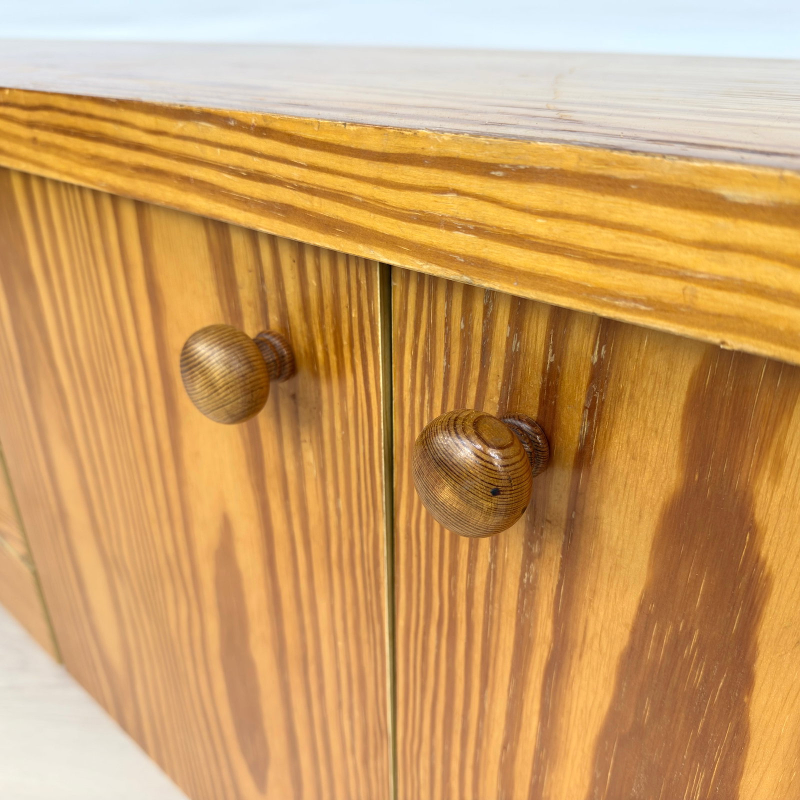 PINE SIDEBOARD BY M&H MOBEL - 10