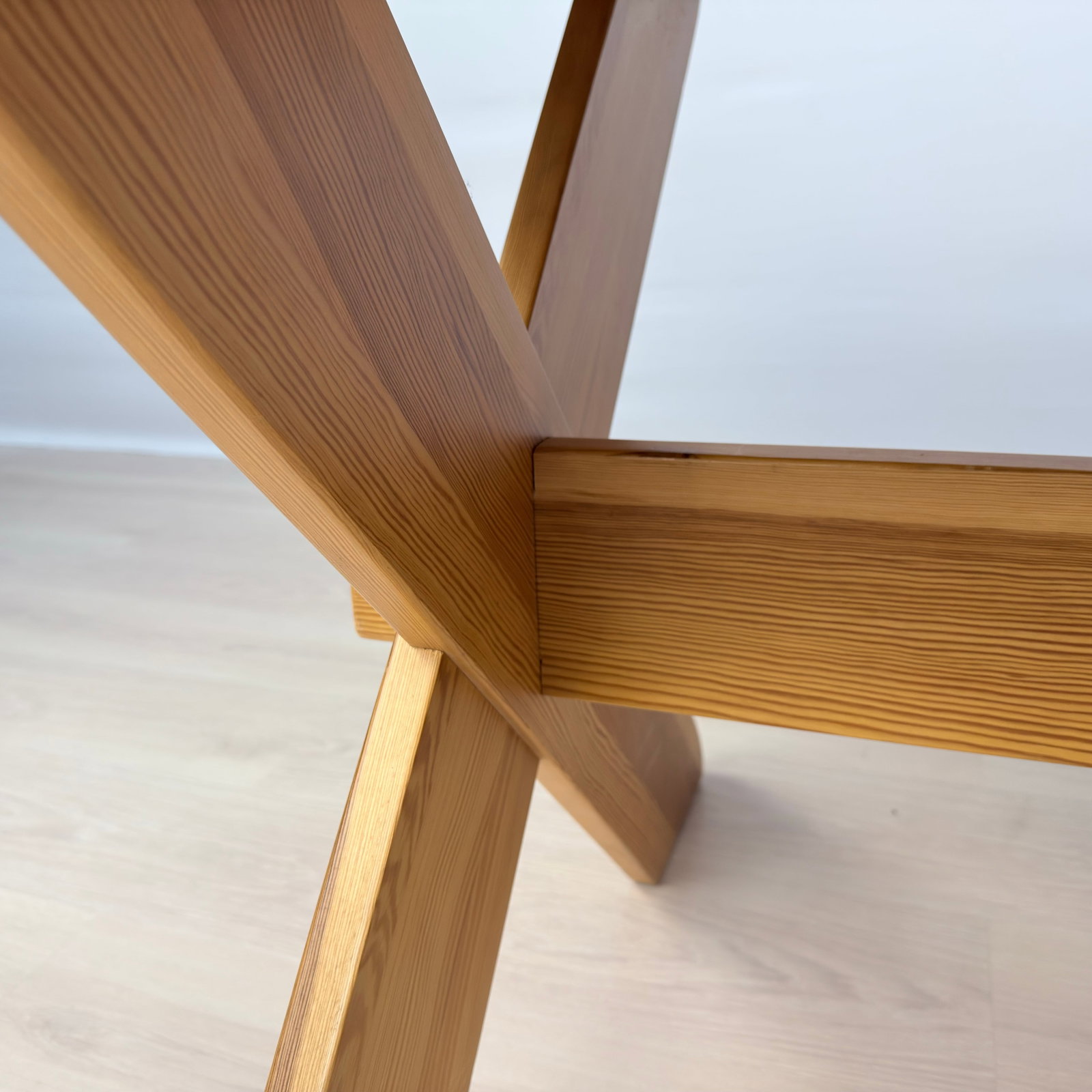 SCANDINAVIAN PINE X DINING TABLE - 12