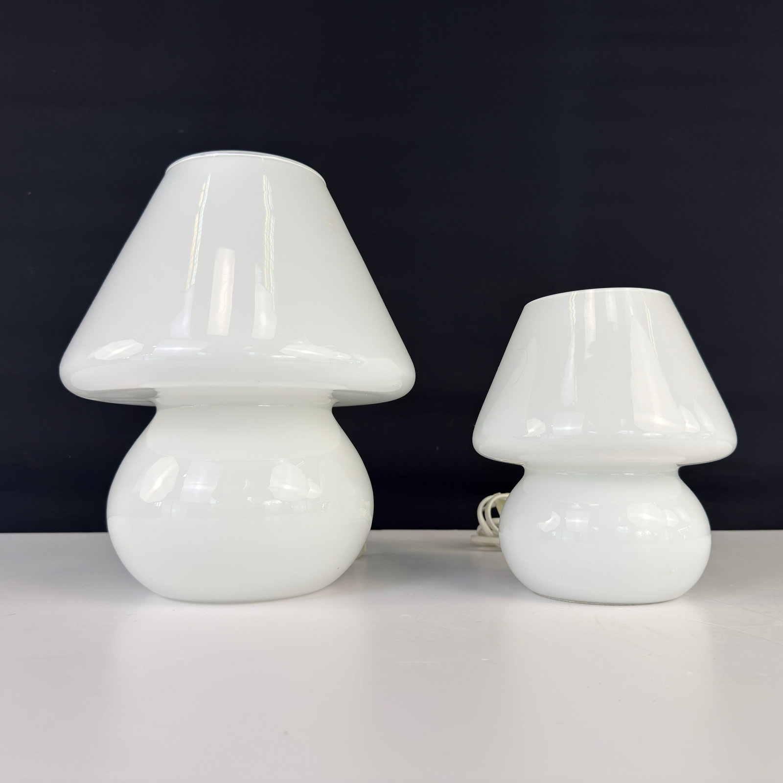 VINTAGE MUSHROOM TABLE LAMPS, A PAIR (1 of 8)
