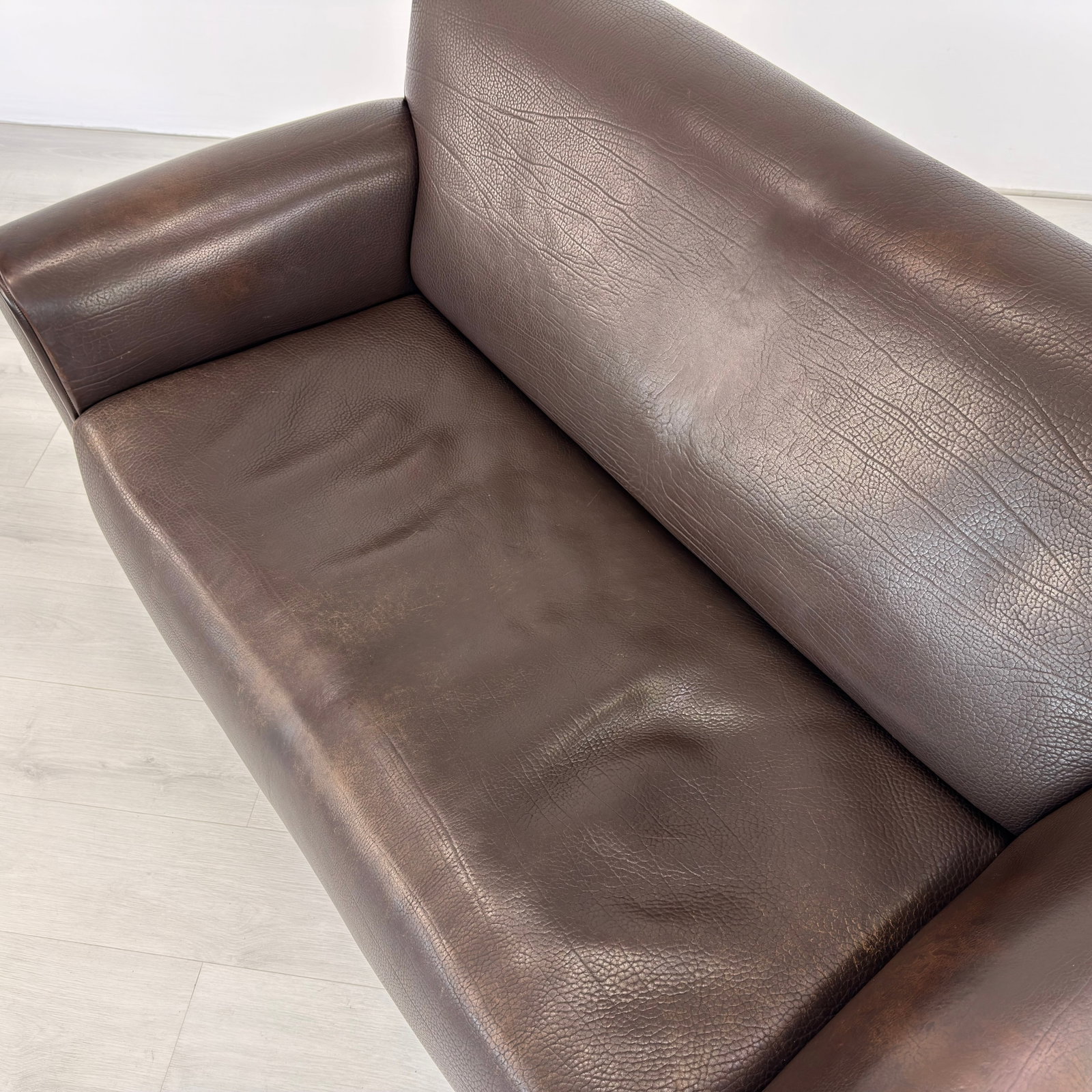 DE SEDE DS-97 LEATHER SOFA - 10