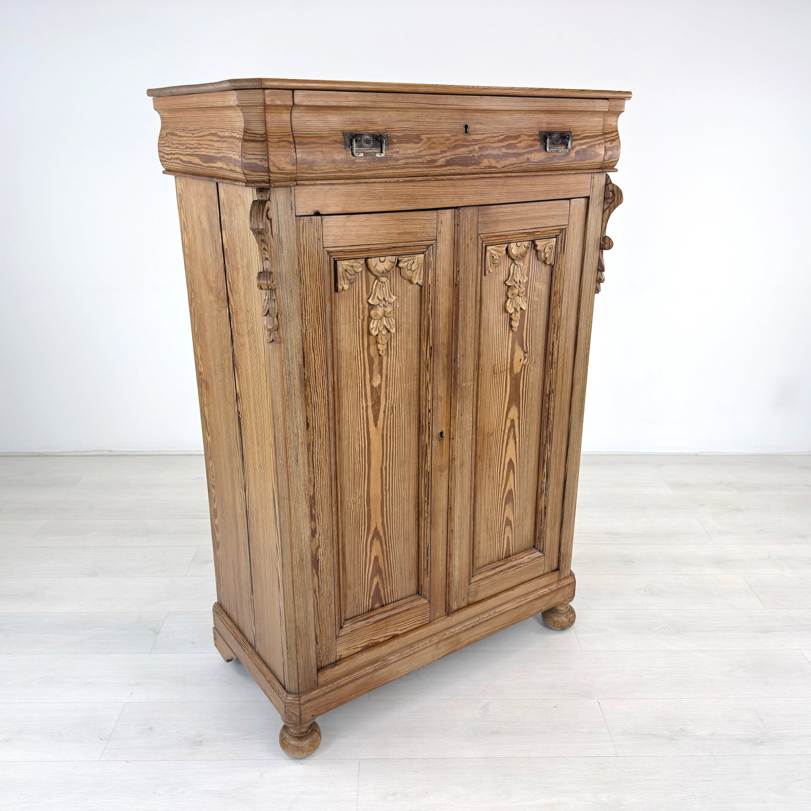 PINE VERTIKO CABINET - 3