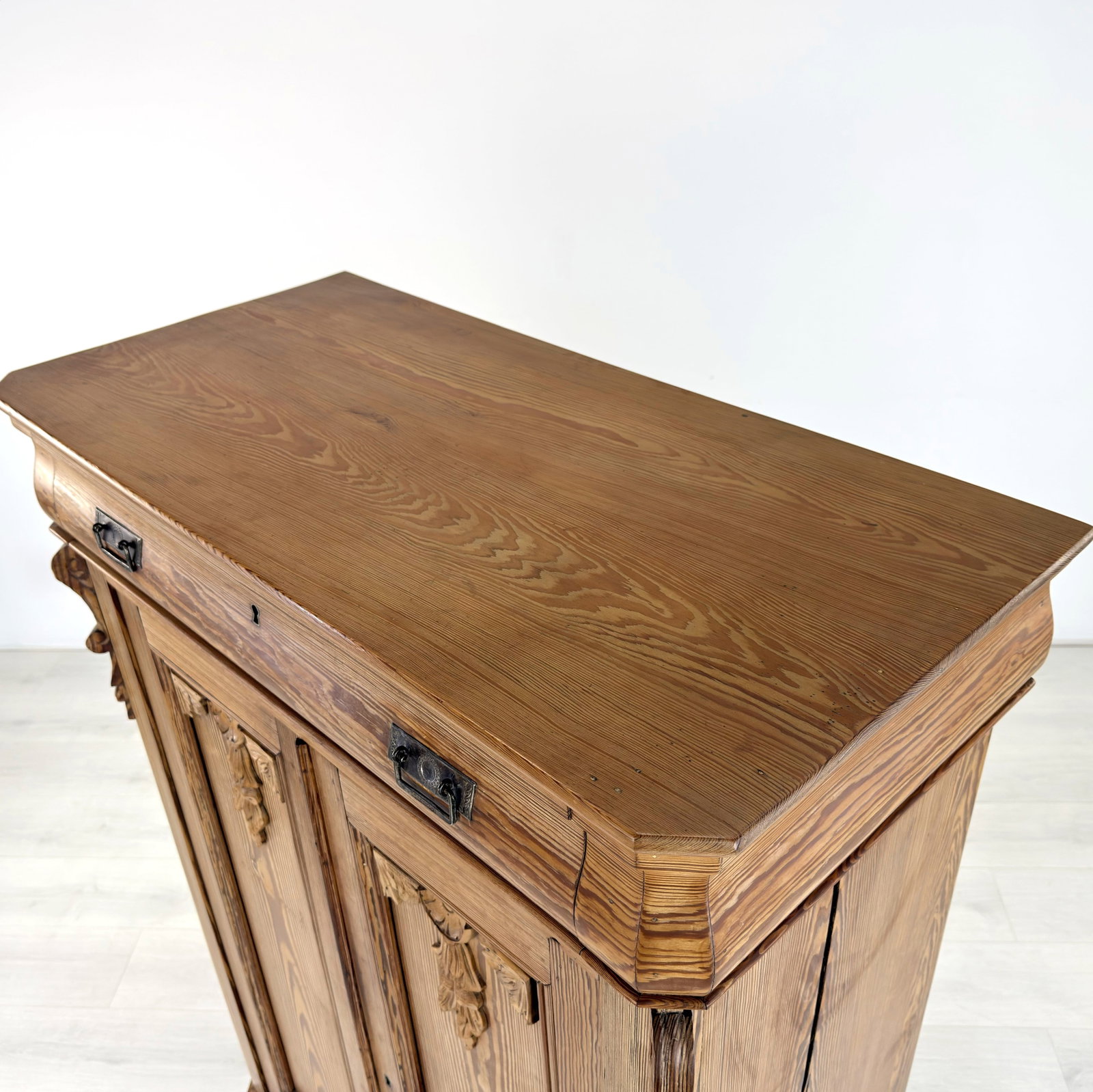 PINE VERTIKO CABINET - 8