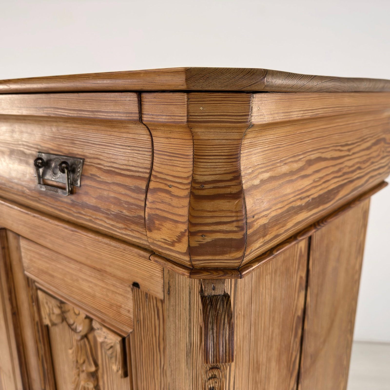 PINE VERTIKO CABINET - 9
