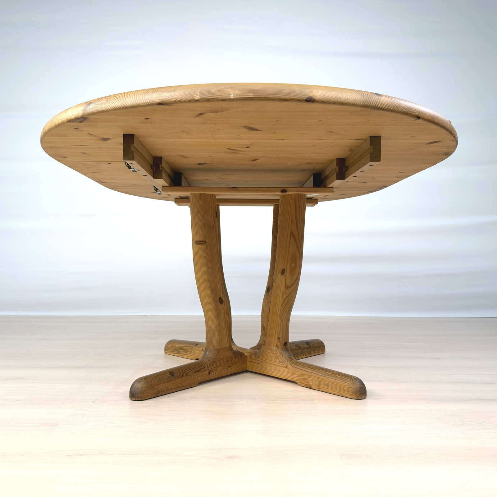 EXTENDABLE DINING TABLE ATTR. TO RAINER DAUMILLER - 10