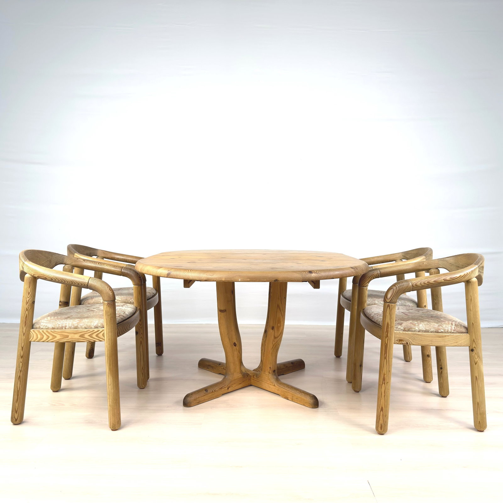 EXTENDABLE DINING TABLE ATTR. TO RAINER DAUMILLER - 17