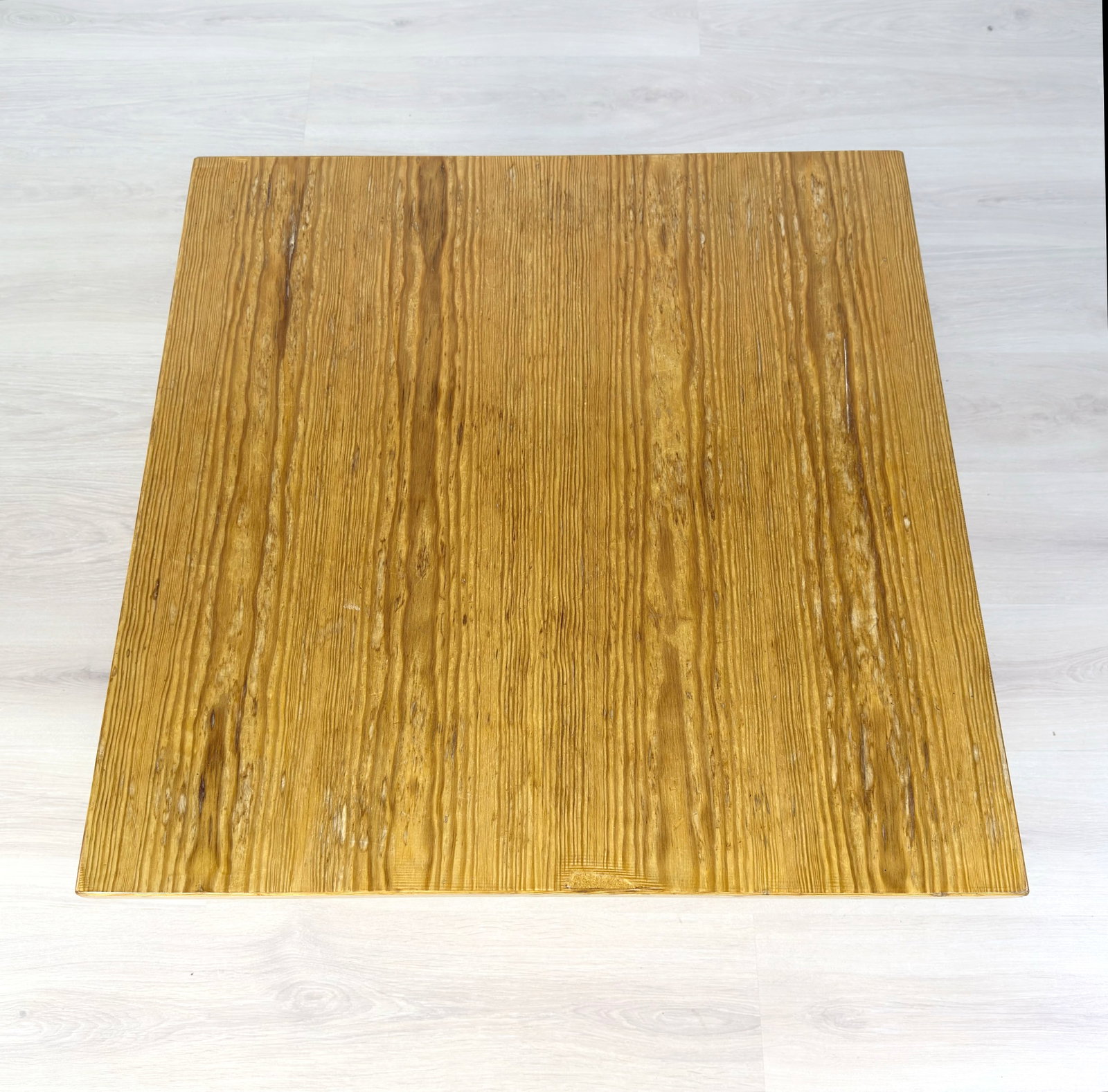 BRUTALIST COFFEE TABLE - 4