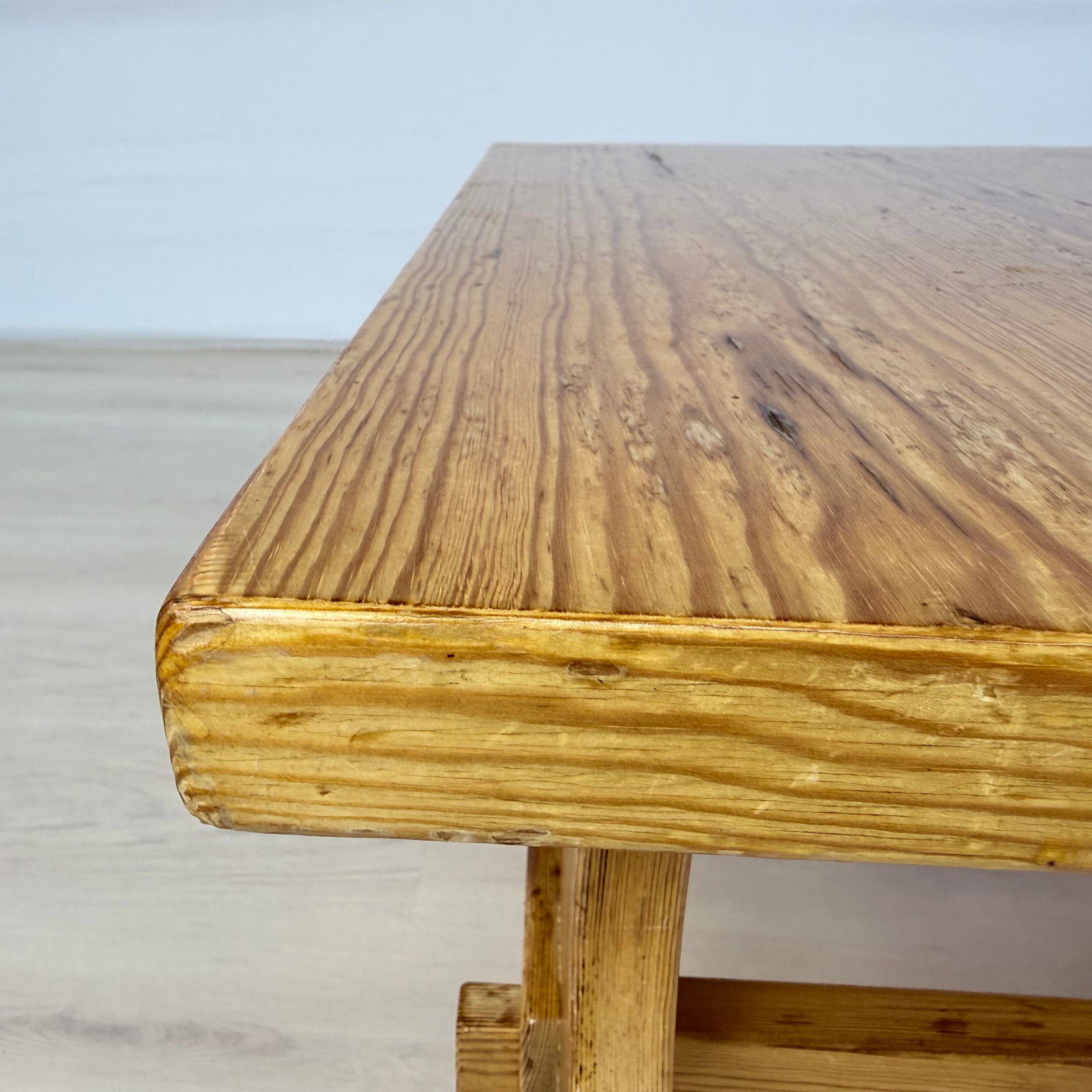 BRUTALIST COFFEE TABLE - 5